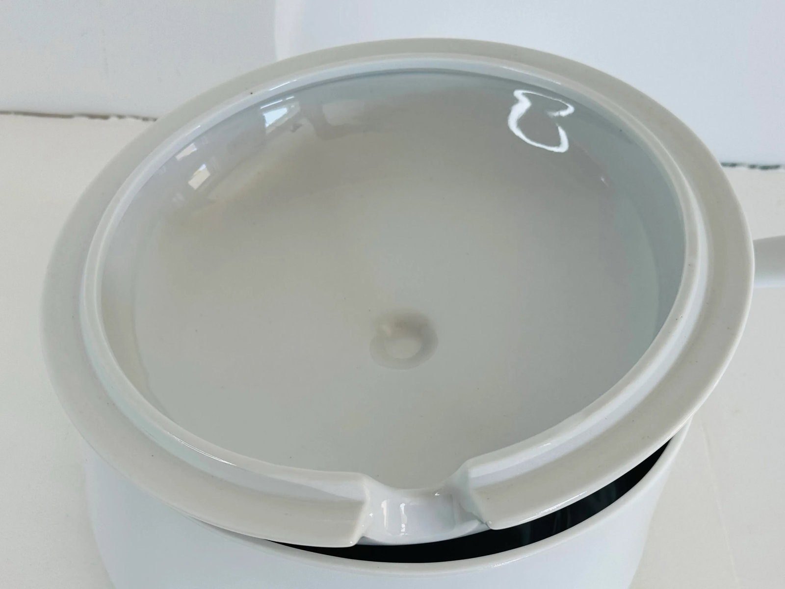 1980s White Ceramic Covered Soup Tureen With Ladle - 4