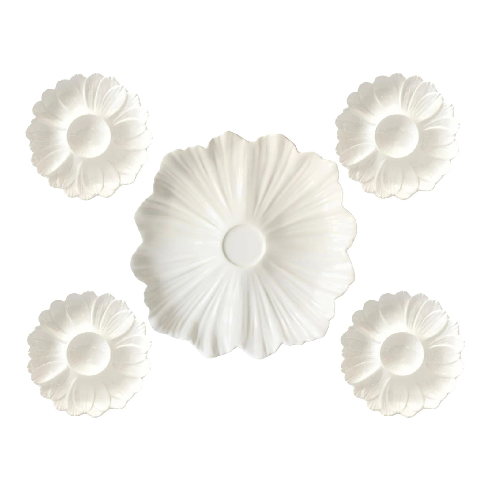 Mid 20th Century California Pottery Daisy Artichoke Set- 5 Pieces: Add a touch of vintage charm to your table with this fun set by California USA Pottery. The set includes four daisy-shaped artichoke plates and a mis-matched platter, all showcasing intricate petal