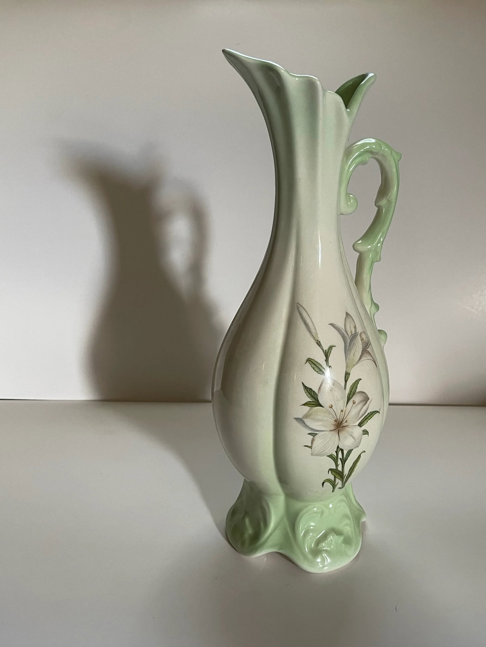 Mid 20th Century Pale Green Lily Decorative Jar - 9