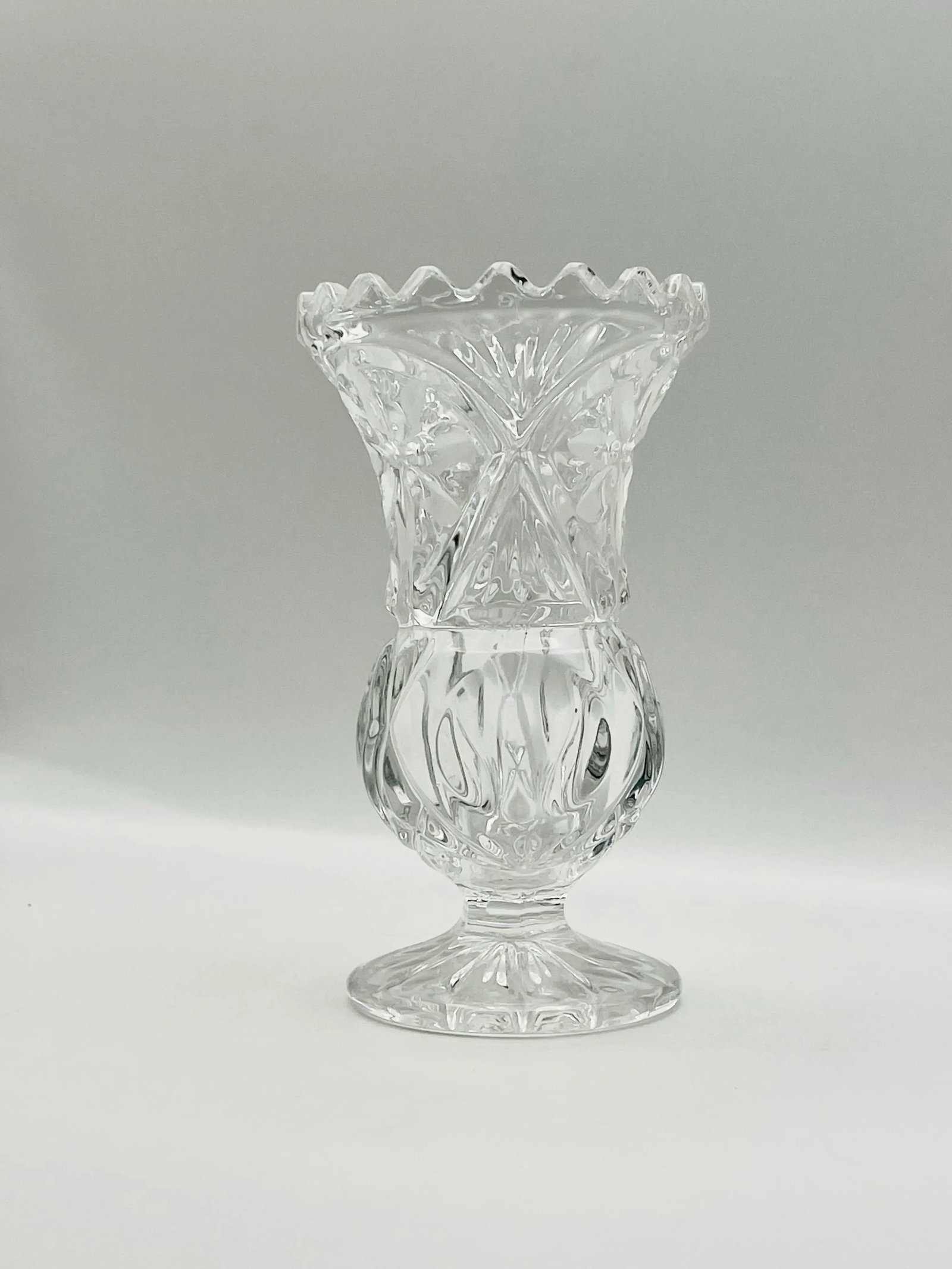 Early 20th Century Footed Crystal Bud Vase - 8