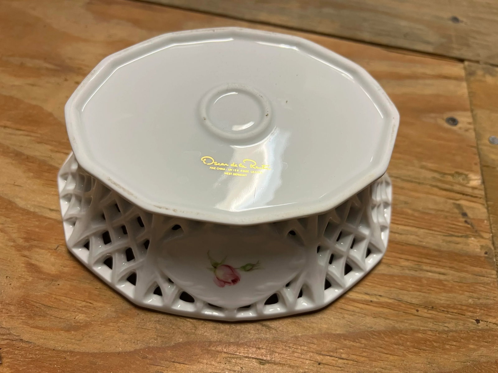 Vintage Oscar De La Renta Decorative Bowl - 7