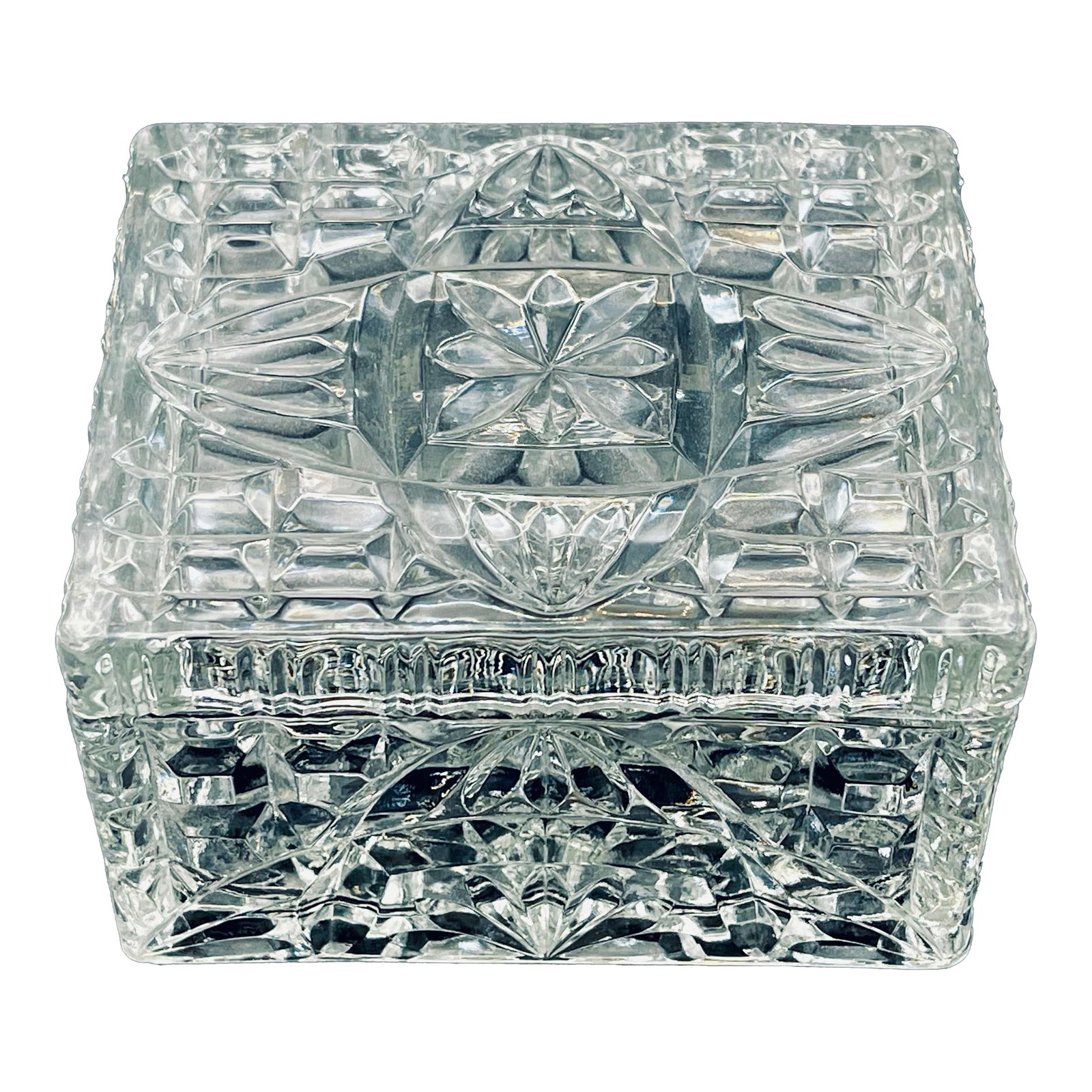 Mid 20th Century Anchor Hocking Pressed Glass Trinket Box: A vintage pressed glass tabletop box with an elaborate pattern which catches the light beautifully. Ships within 1-2 days using USPS. All items packed with care. Please contact us with any questions.