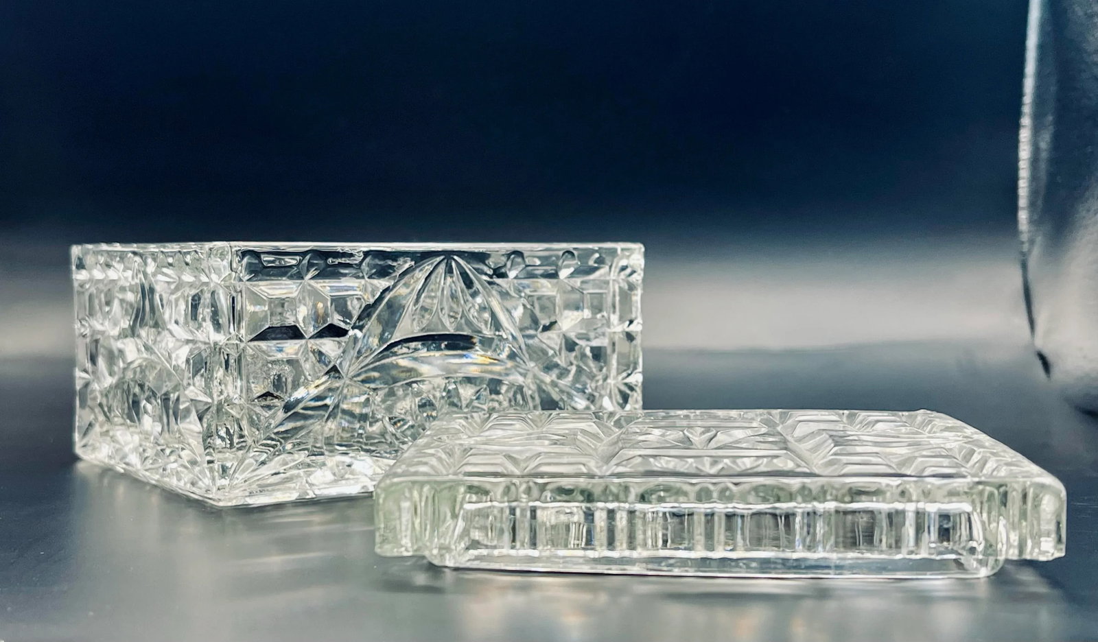Mid 20th Century Anchor Hocking Pressed Glass Trinket Box - 7