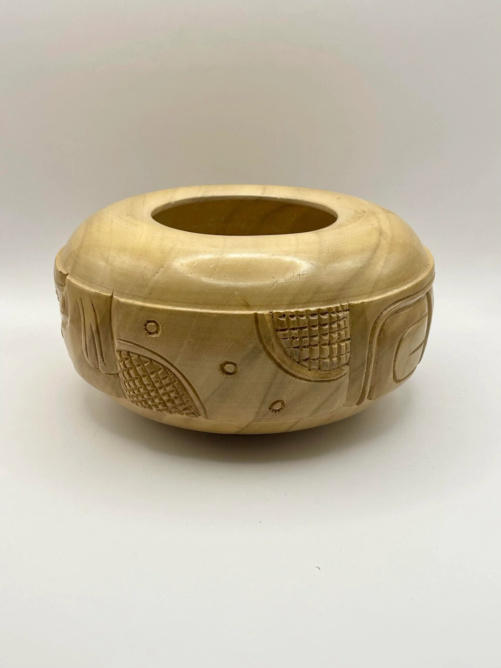 Mid 20th Century Carved Wooden Decorative Bowl - 2