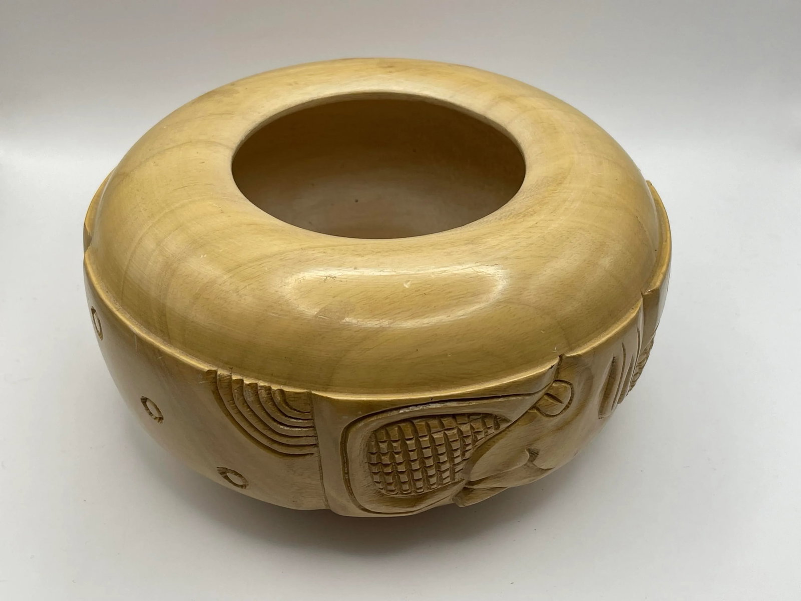 Mid 20th Century Carved Wooden Decorative Bowl - 3