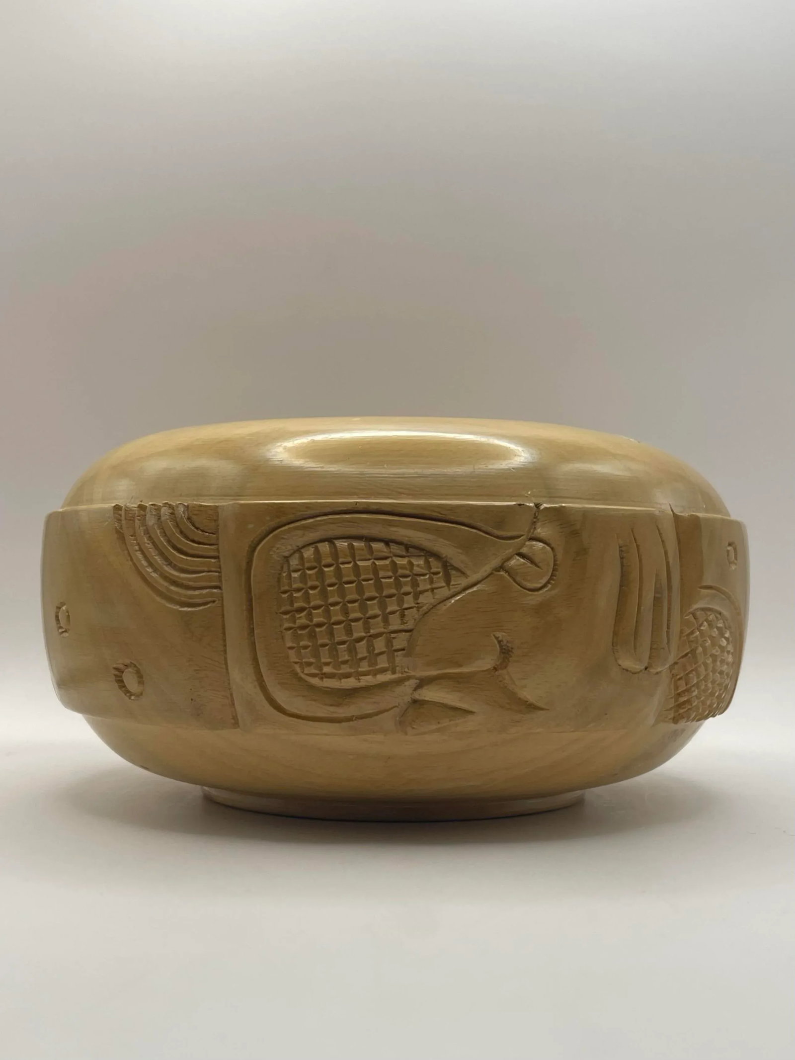 Mid 20th Century Carved Wooden Decorative Bowl - 4