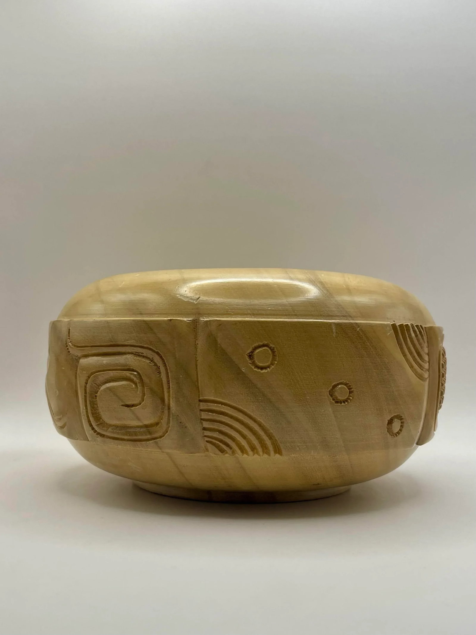 Mid 20th Century Carved Wooden Decorative Bowl - 6