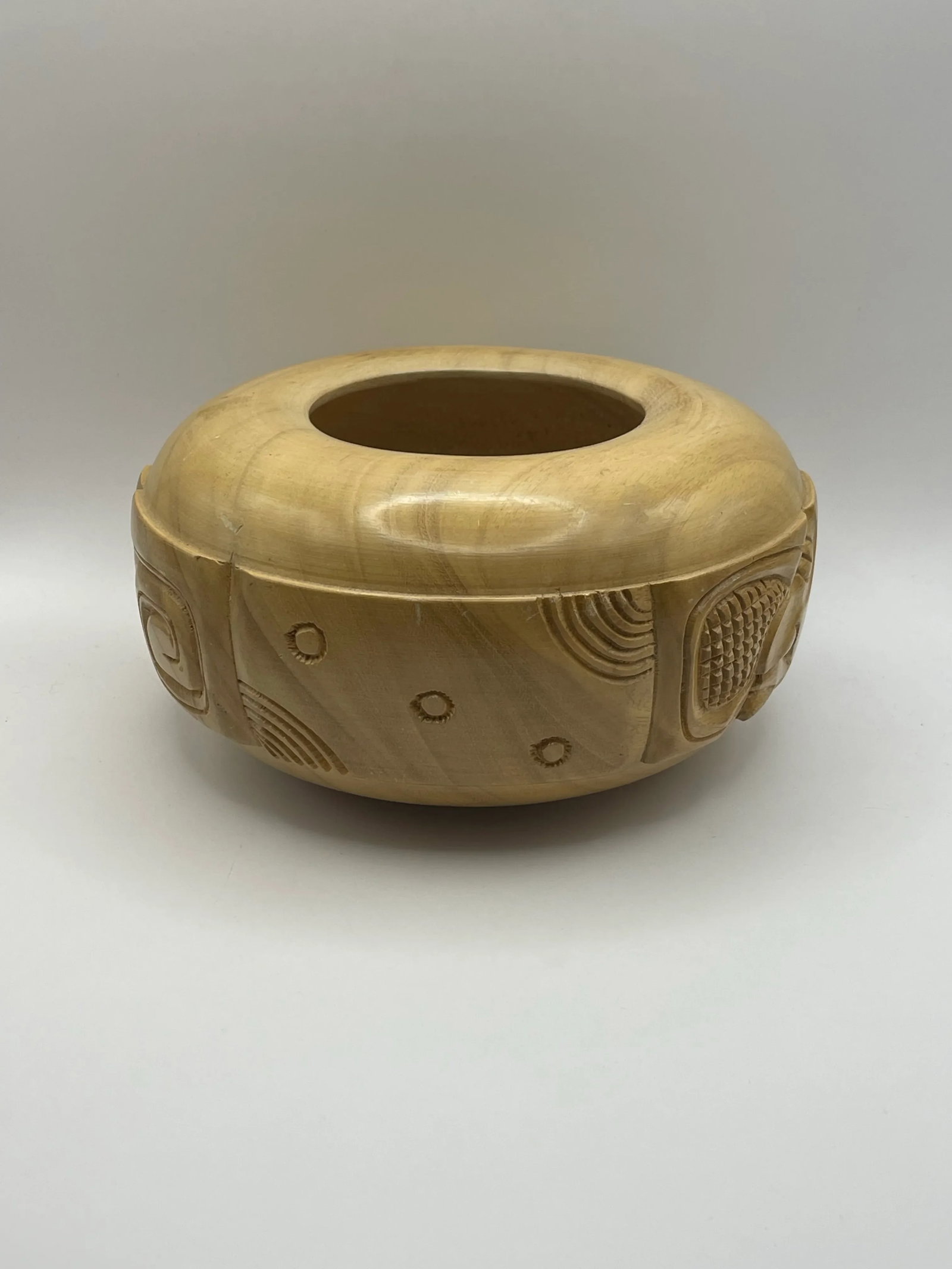 Mid 20th Century Carved Wooden Decorative Bowl - 8