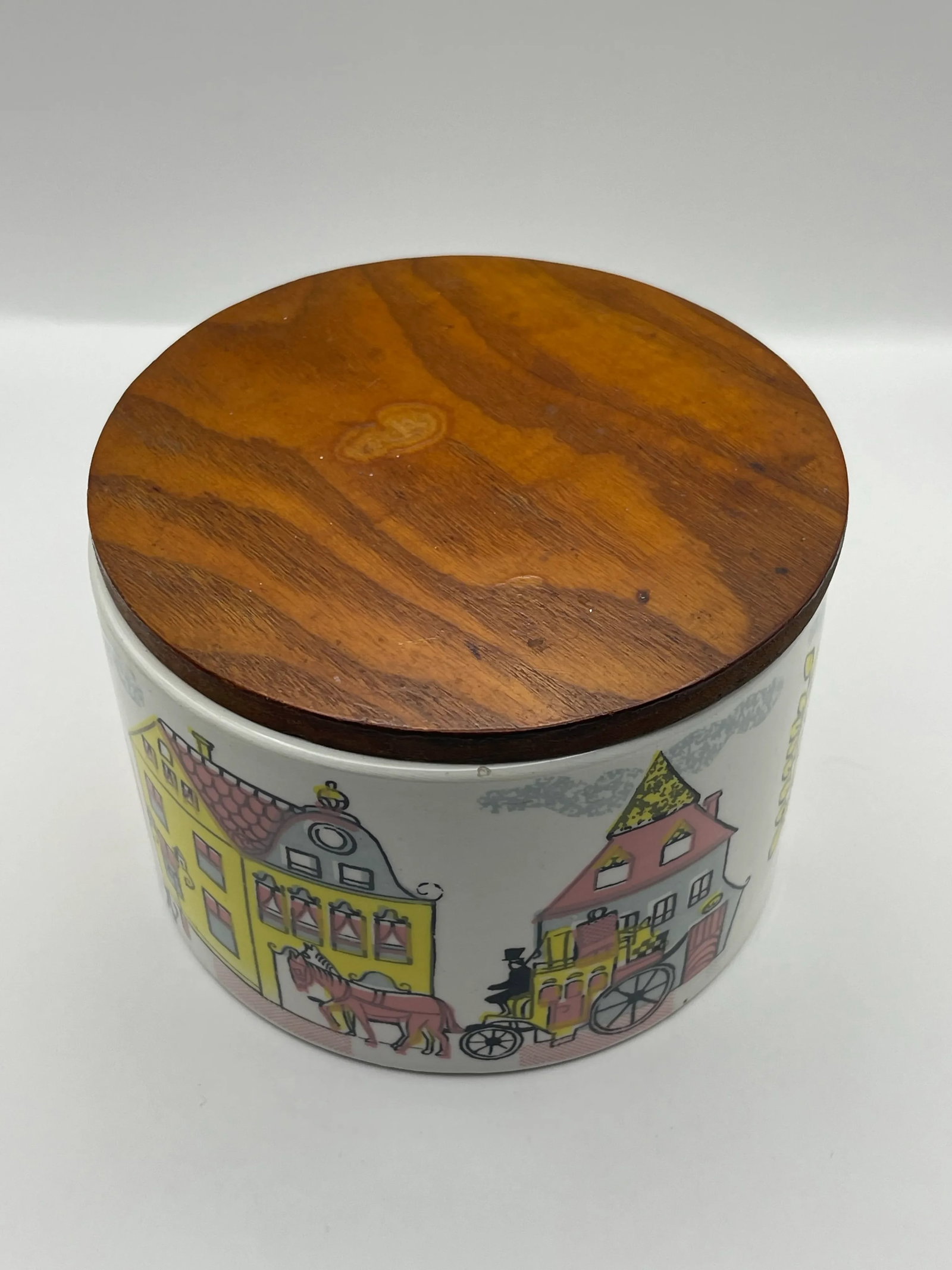 1970s Pastel Scenic Linework Ceramic Box - 10