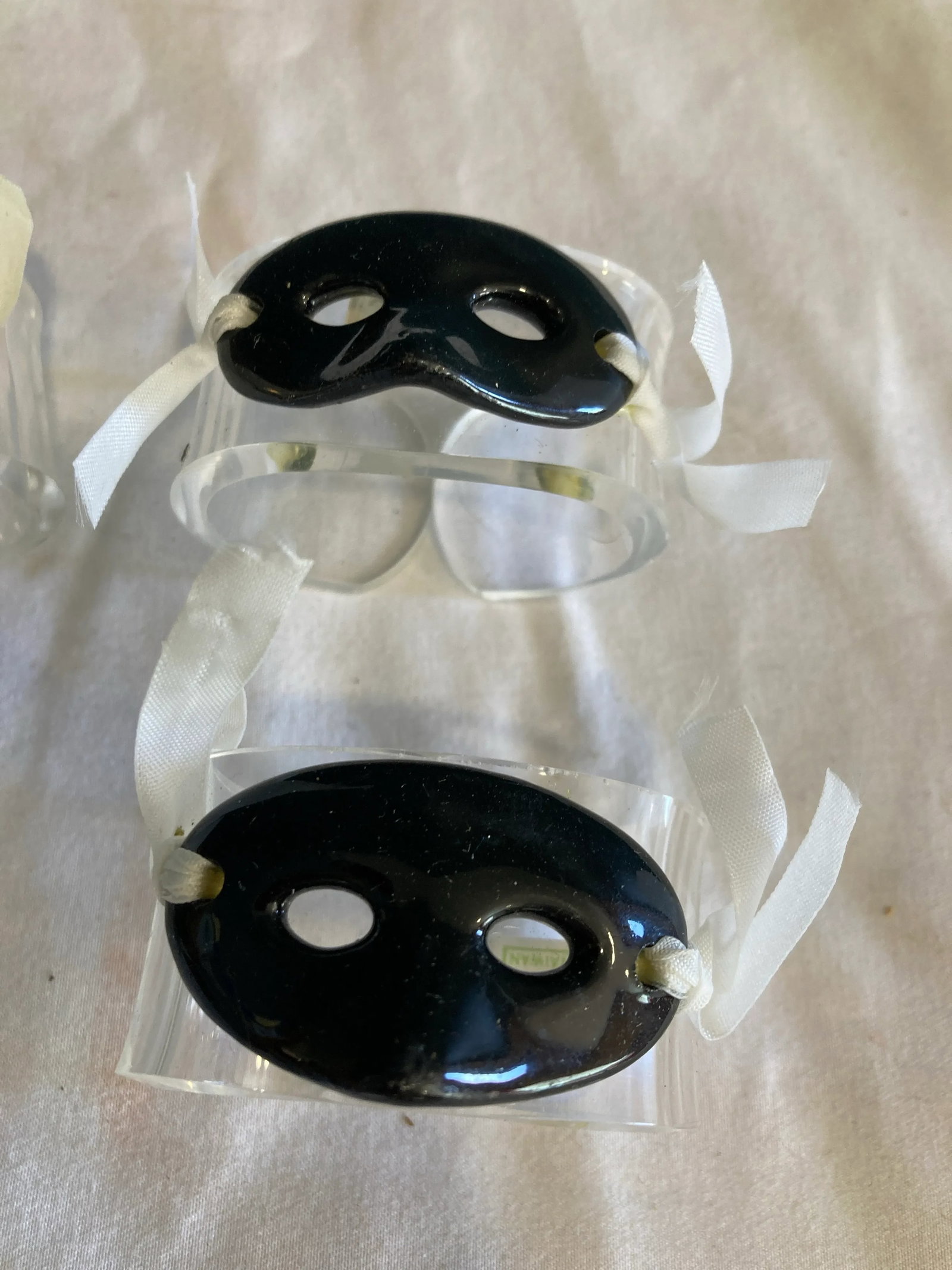 Vintage Shafford China Black Masquerade Mask Napkin Rings- Set of 7 - 8