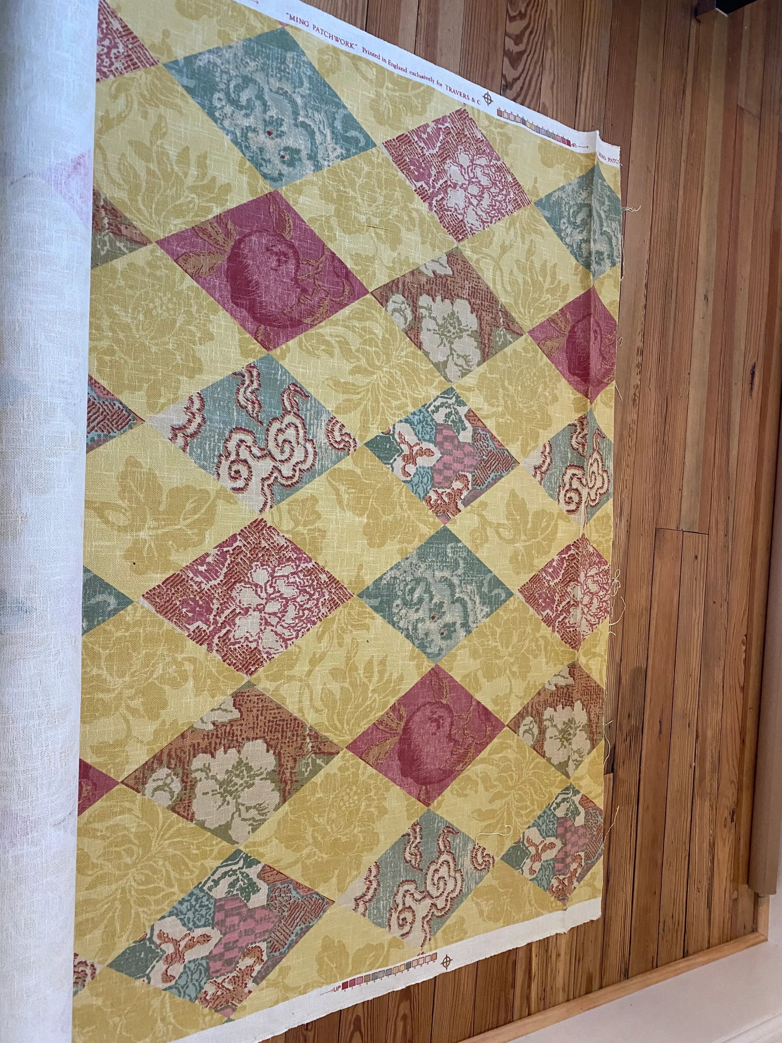 Travers Linen Fabric- 11 Yards - 9