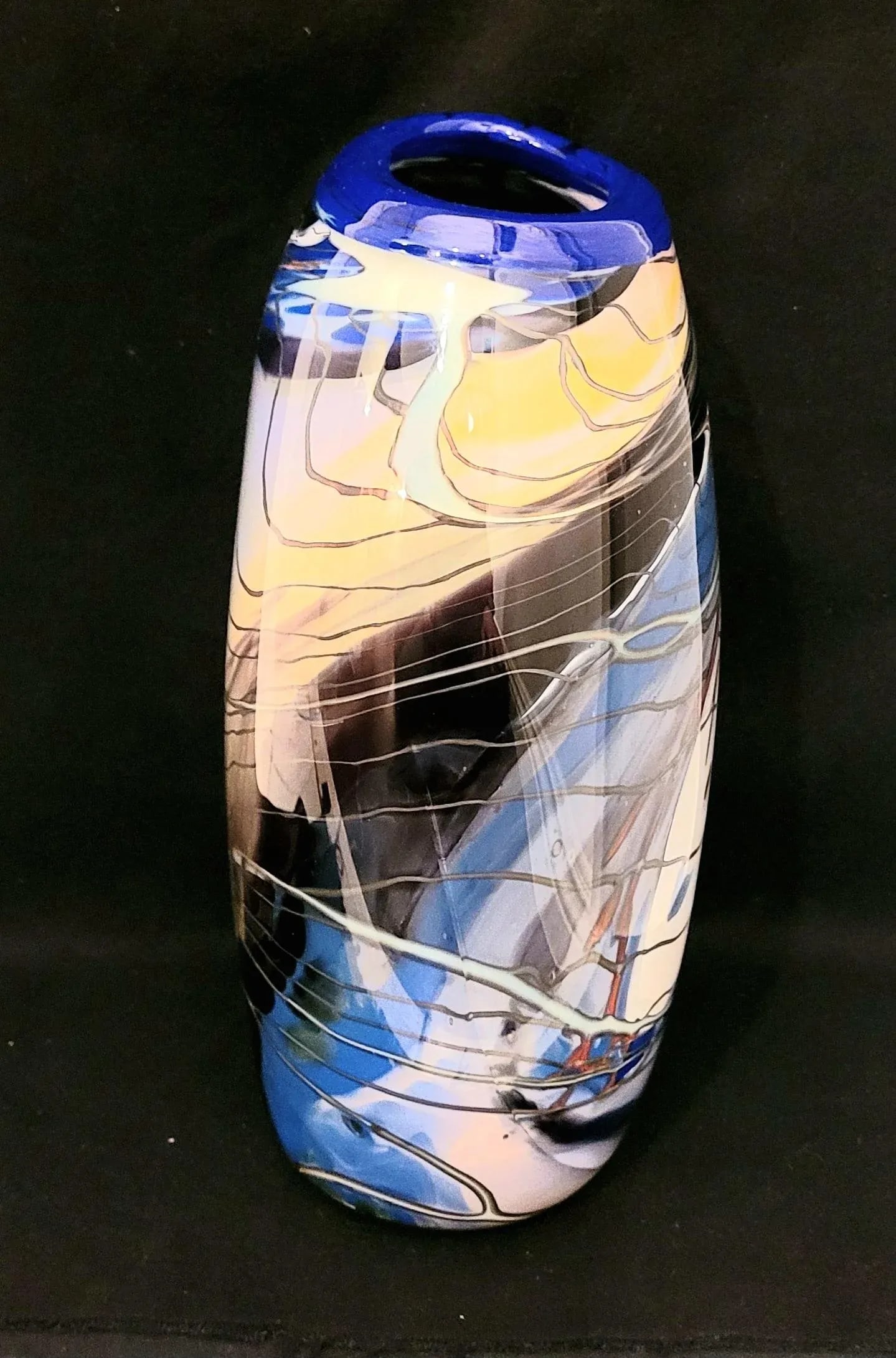 Signed Late 20th Century Hand Blown Art Glass Vase - 5