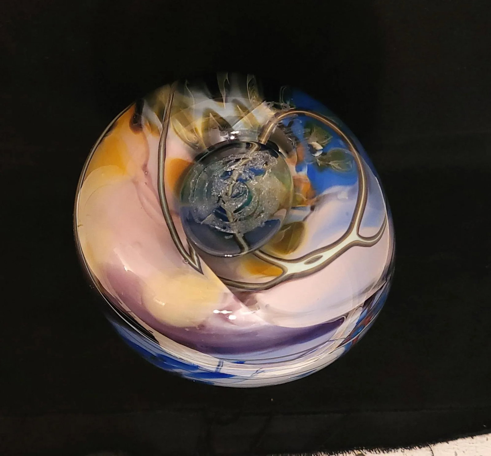 Signed Late 20th Century Hand Blown Art Glass Vase - 9