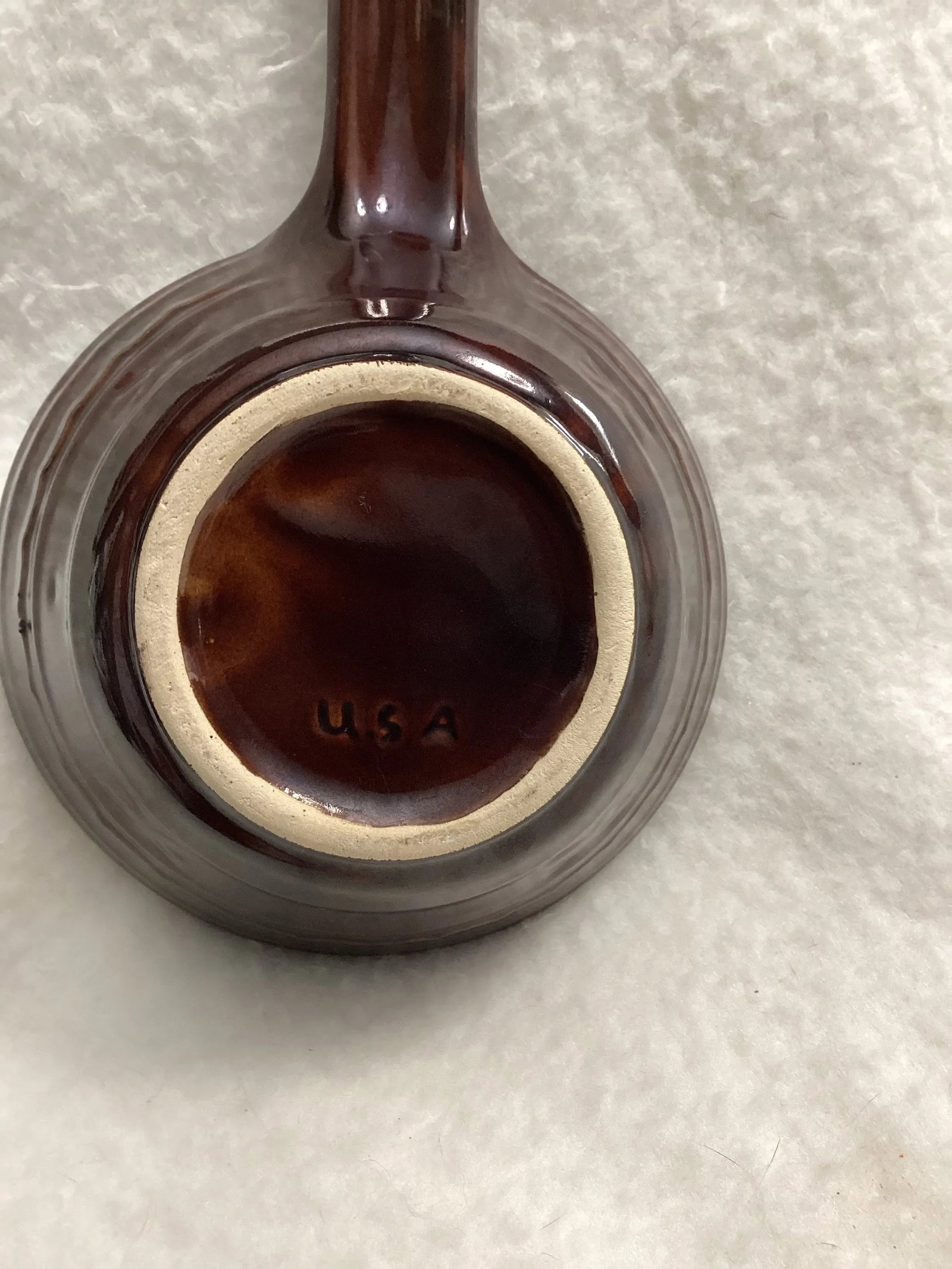 1970s Brown Glazed Stoneware Chili Bowl With Handle - 4