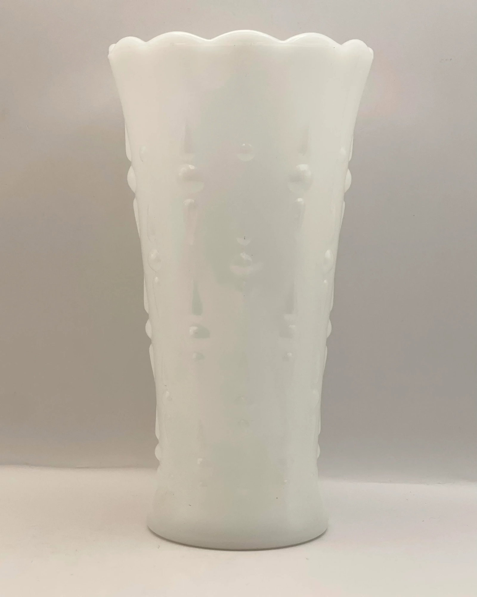 1940s Anchor Hocking Milk Glass Vase - 5