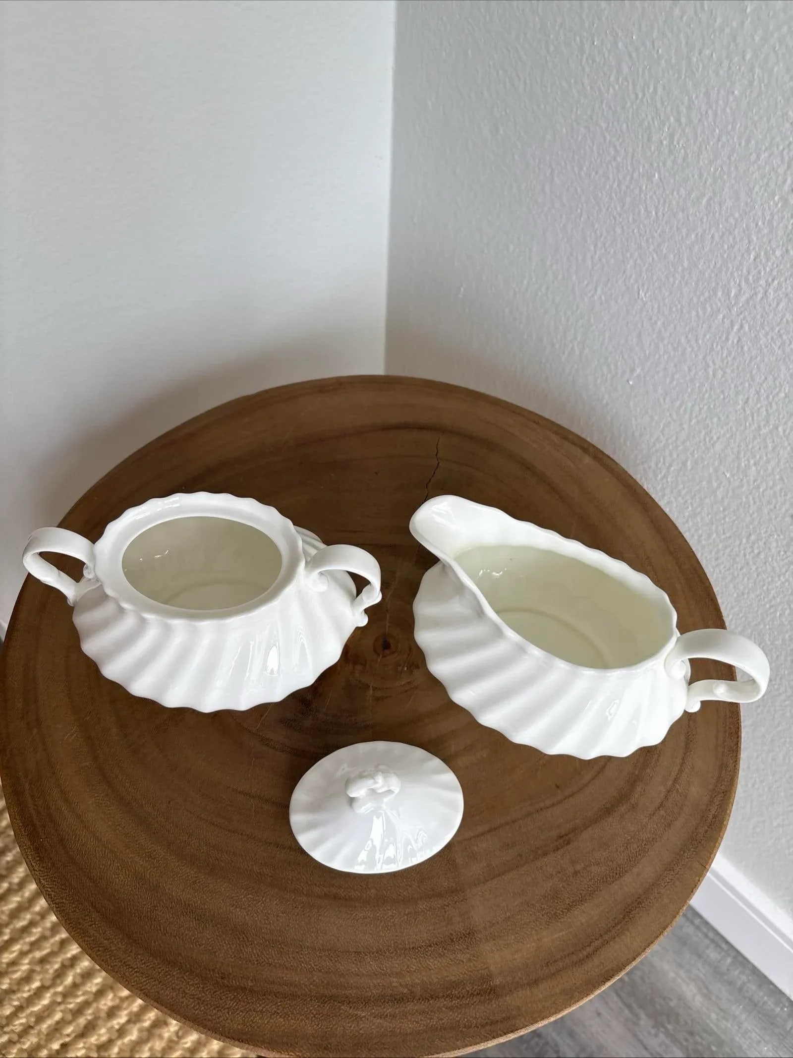 1990s Royal Doulton Cascade White Cream Pitcher and Sugar Set - 10