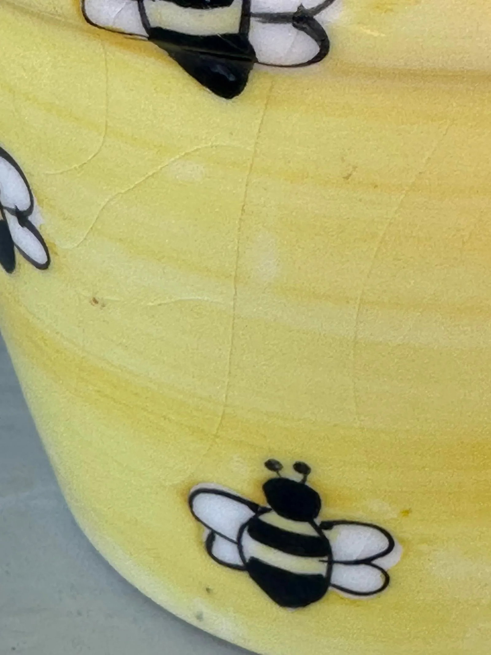 Vintage Mid 20th Century Yellow Hand Painted Bees Ceramic Flower Pot - 9
