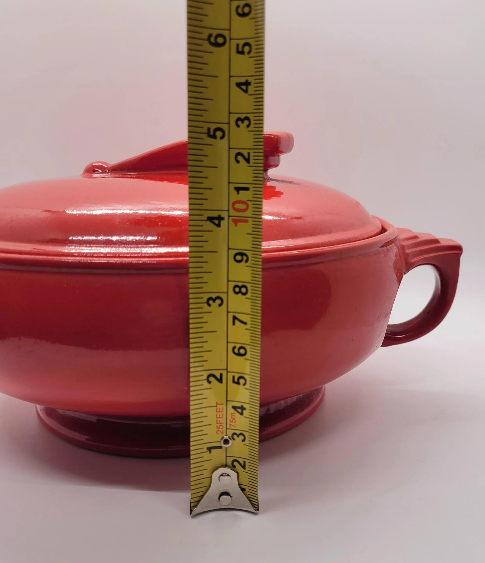 Vintage Red Hall Pottery Art Deco Sundial Covered Casserole Dish - 16