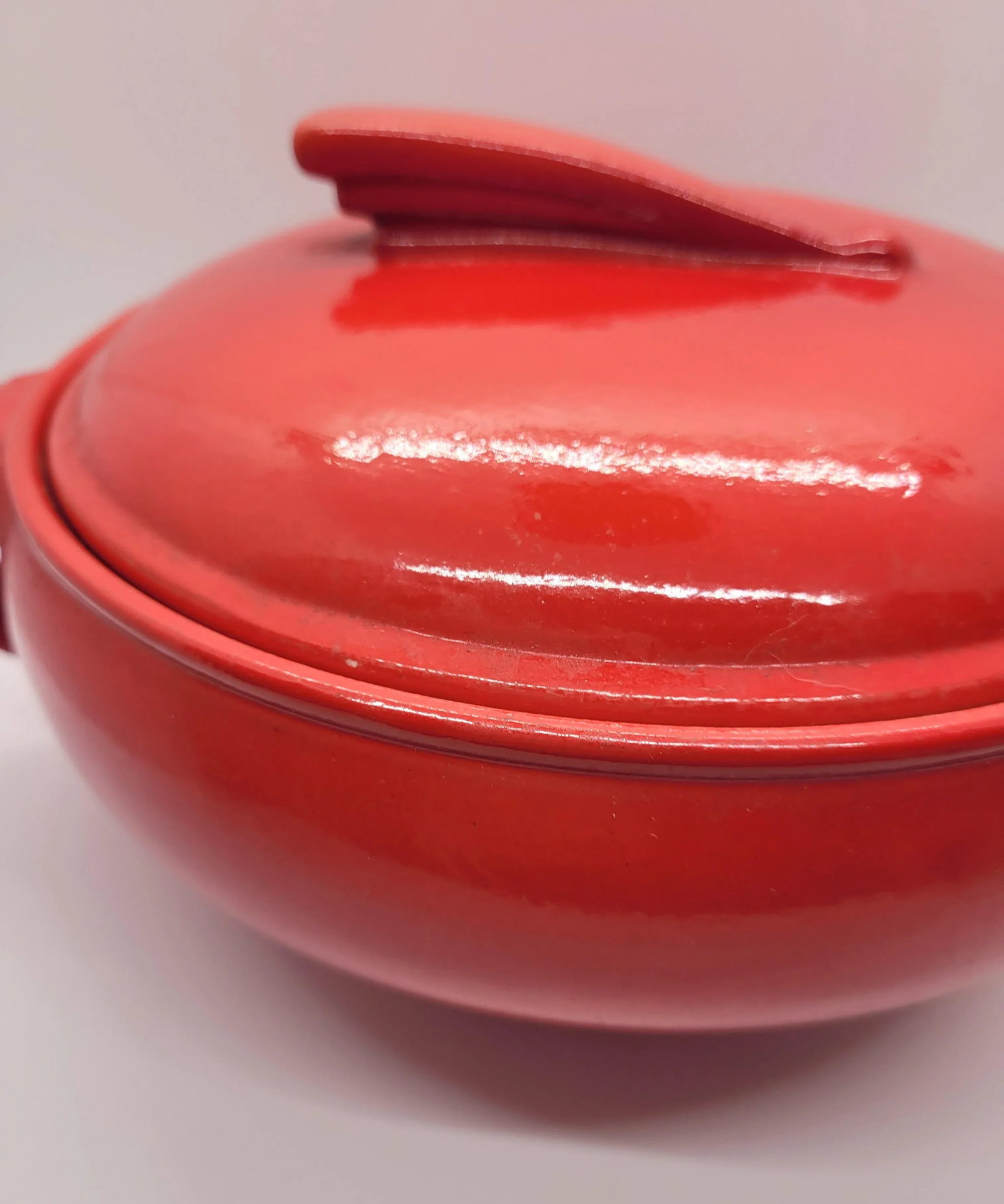 Vintage Red Hall Pottery Art Deco Sundial Covered Casserole Dish - 7