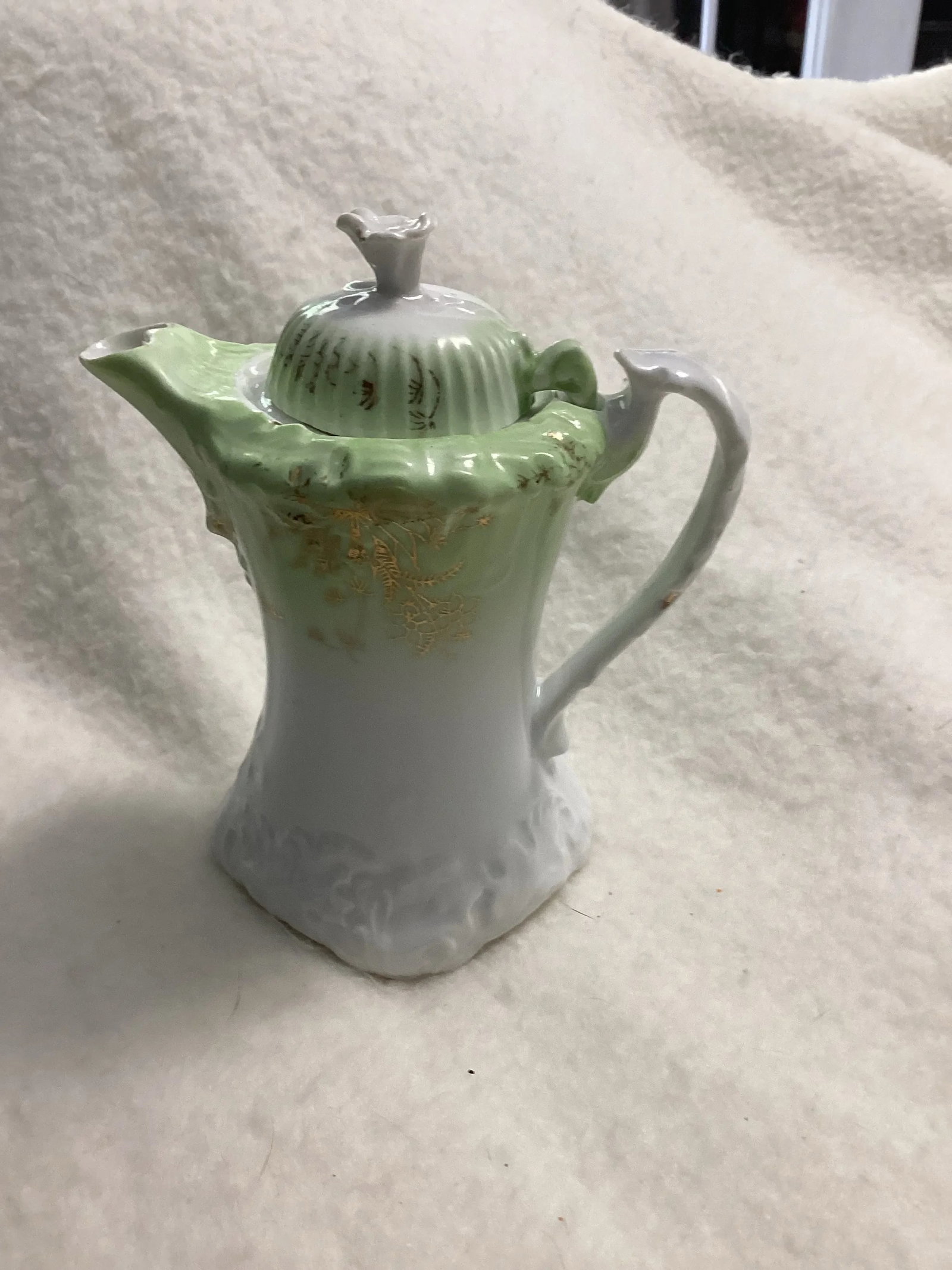 Vintage Find Porcelain Creamer - 2