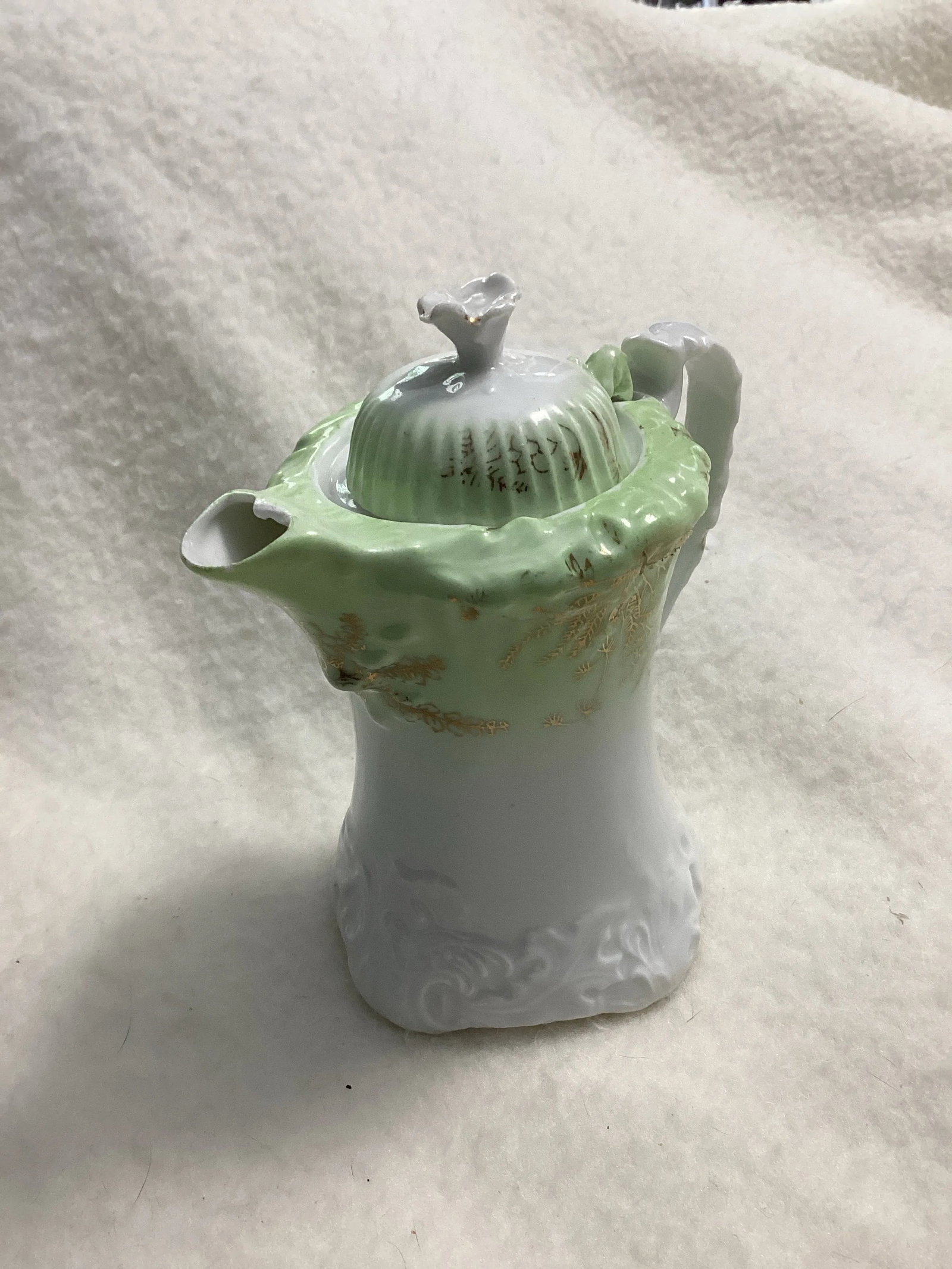 Vintage Find Porcelain Creamer - 8