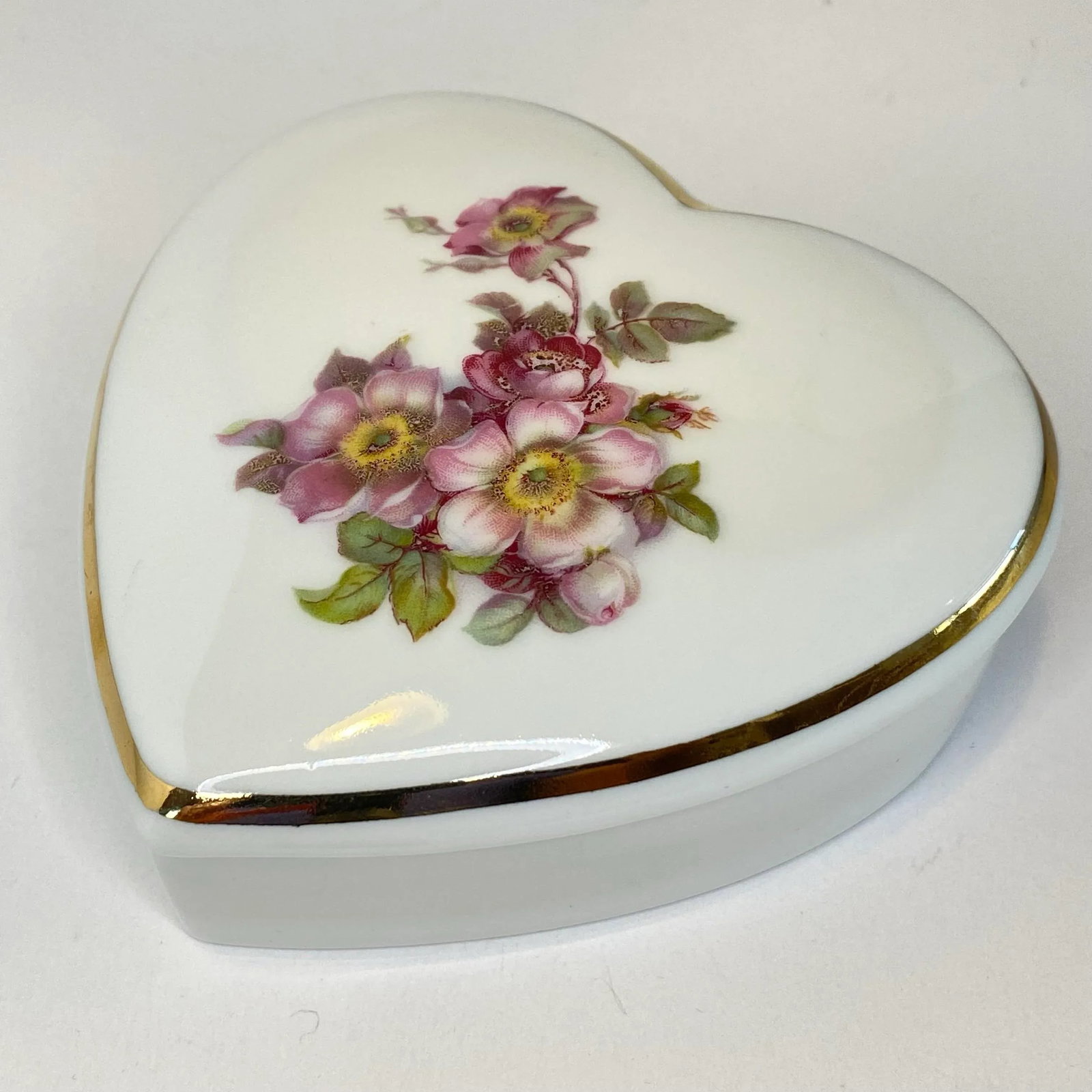 Vintage Gerold Porzellan Heart Shaped Trinket Box With Pink Flowers From West Germany - 10