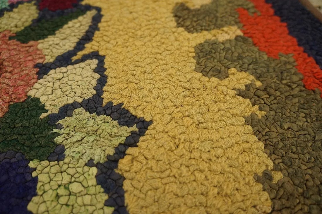 Outstanding Multi Color With Lovely Floral Design Antique American Hooked Rug - 9
