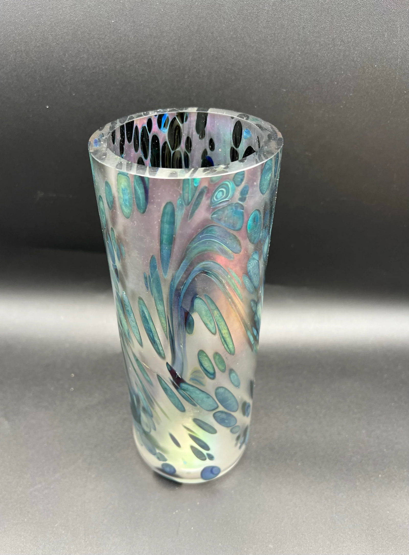 Stunning Vintage Brian Maytum Studio Signed 1985 Art Glass Vase - 2