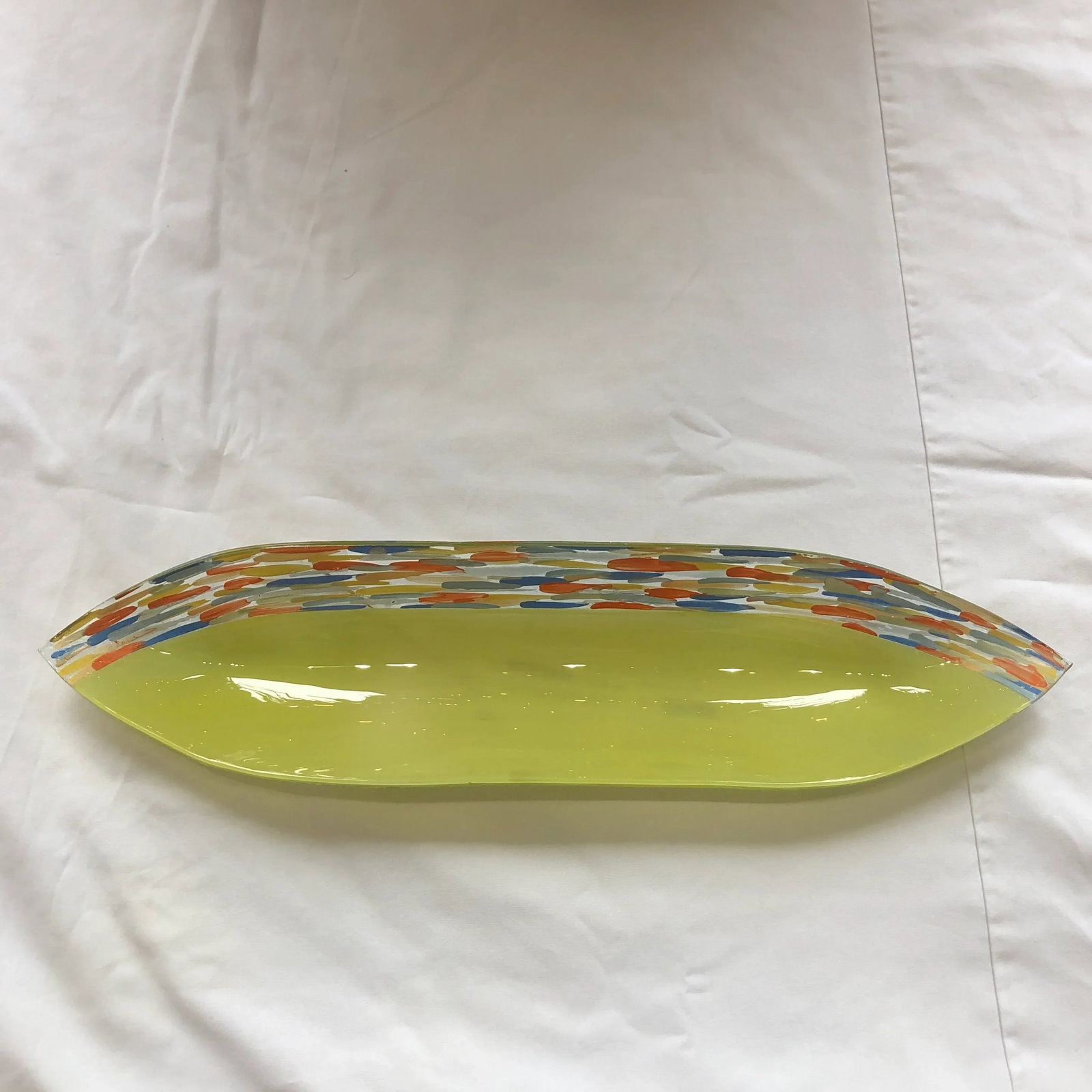 1990s Contemporary Lime and Multi-Colored Boat-Shaped Art Glass Dish - 10