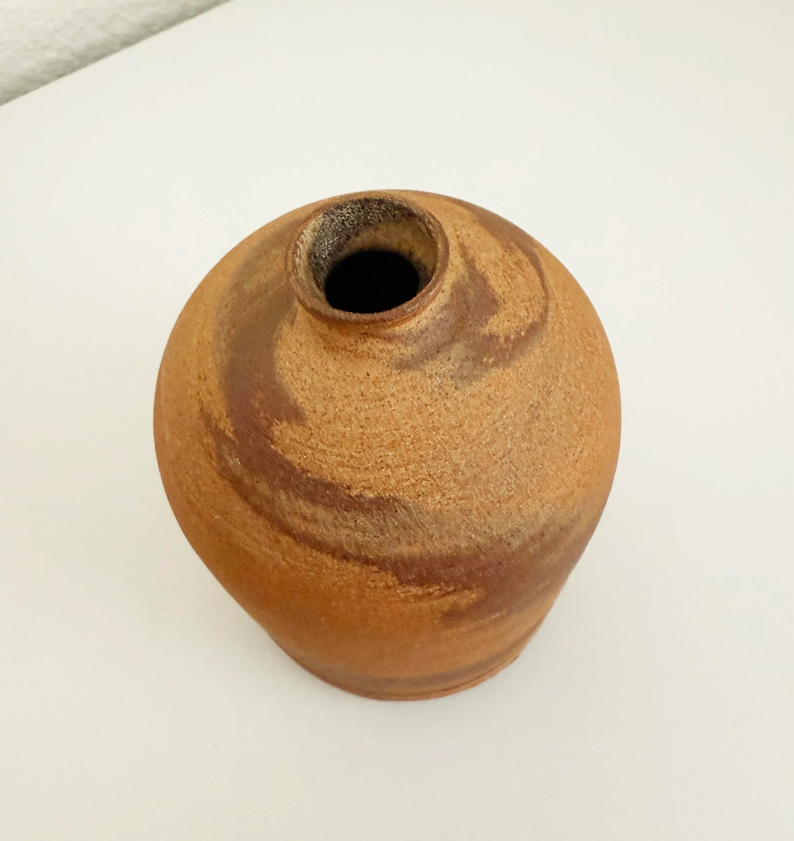 Mid-Century Brown Clay Swirl Vase, Artist Signed - 3
