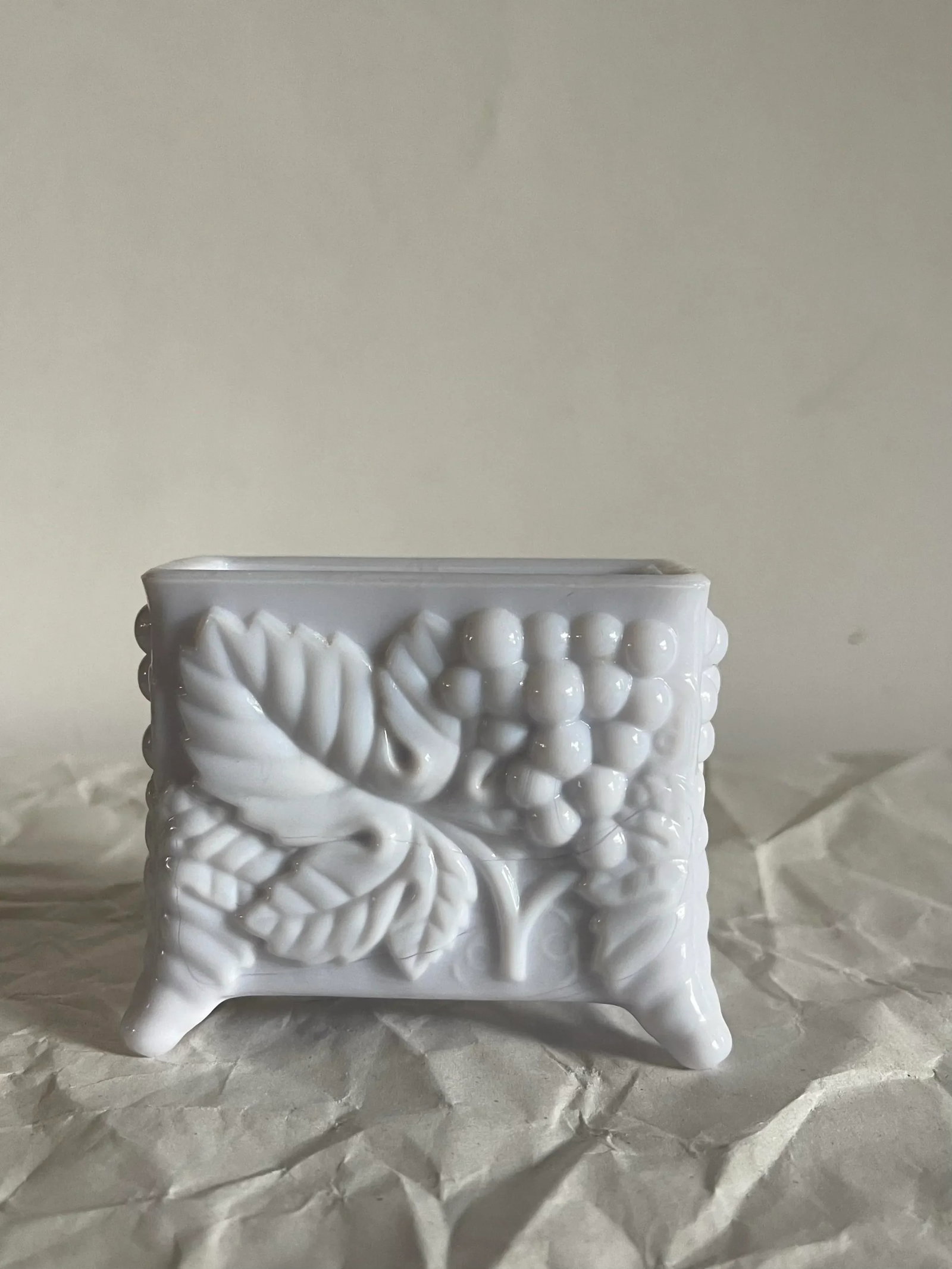 Mid 20th Century Grape Glass Card Holder - 4