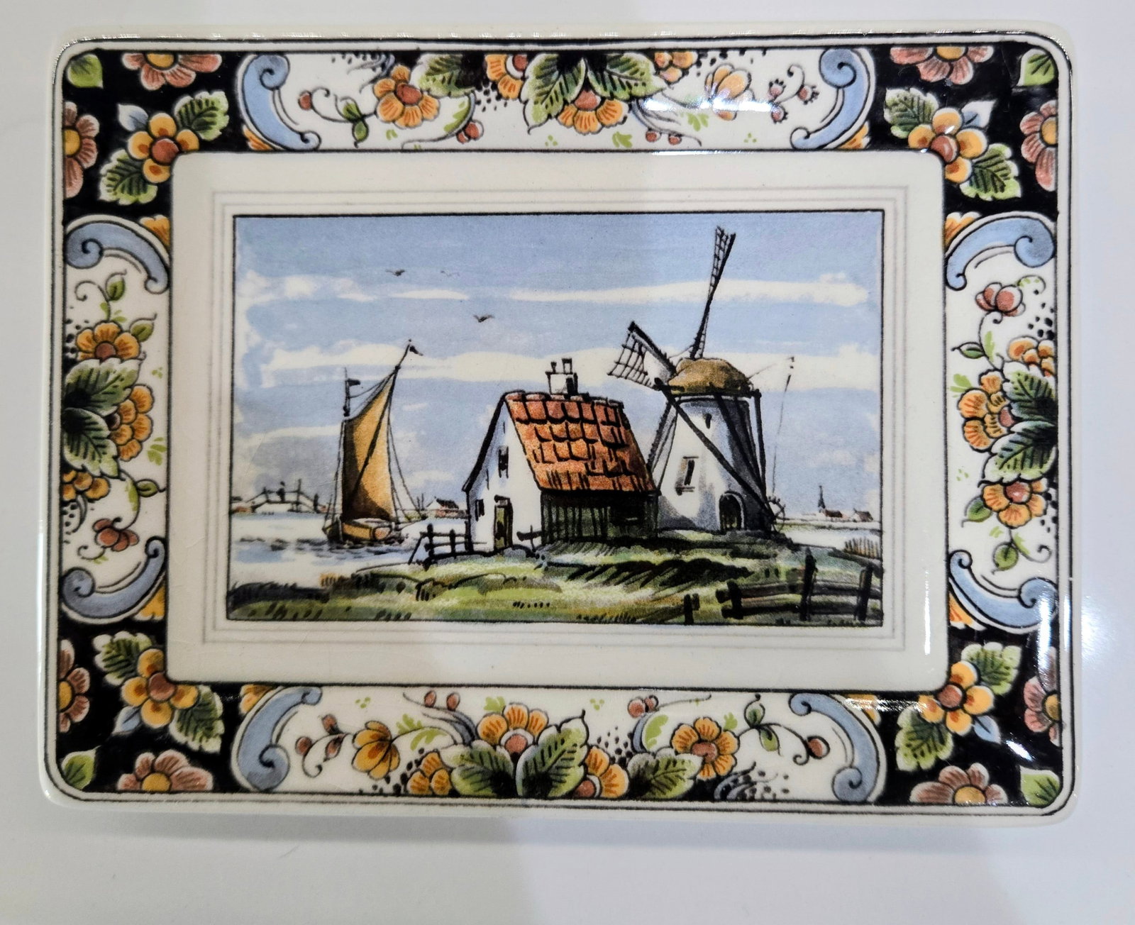 Westraven Delft Hand-Painted Dutch Landscape Plaque in Black Frame, Art 24-102 - 3
