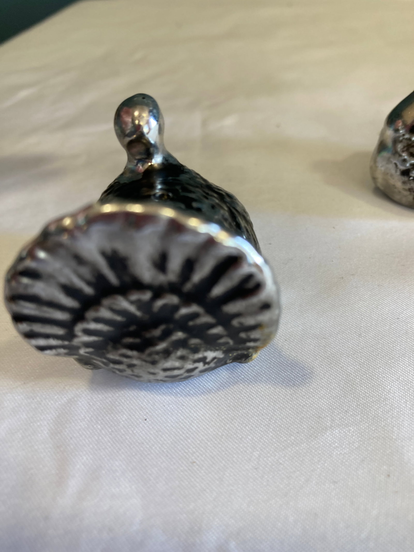 Vintage Ceramic Turkey Salt & Pepper Shakers With Metallic Silver Finish - 5