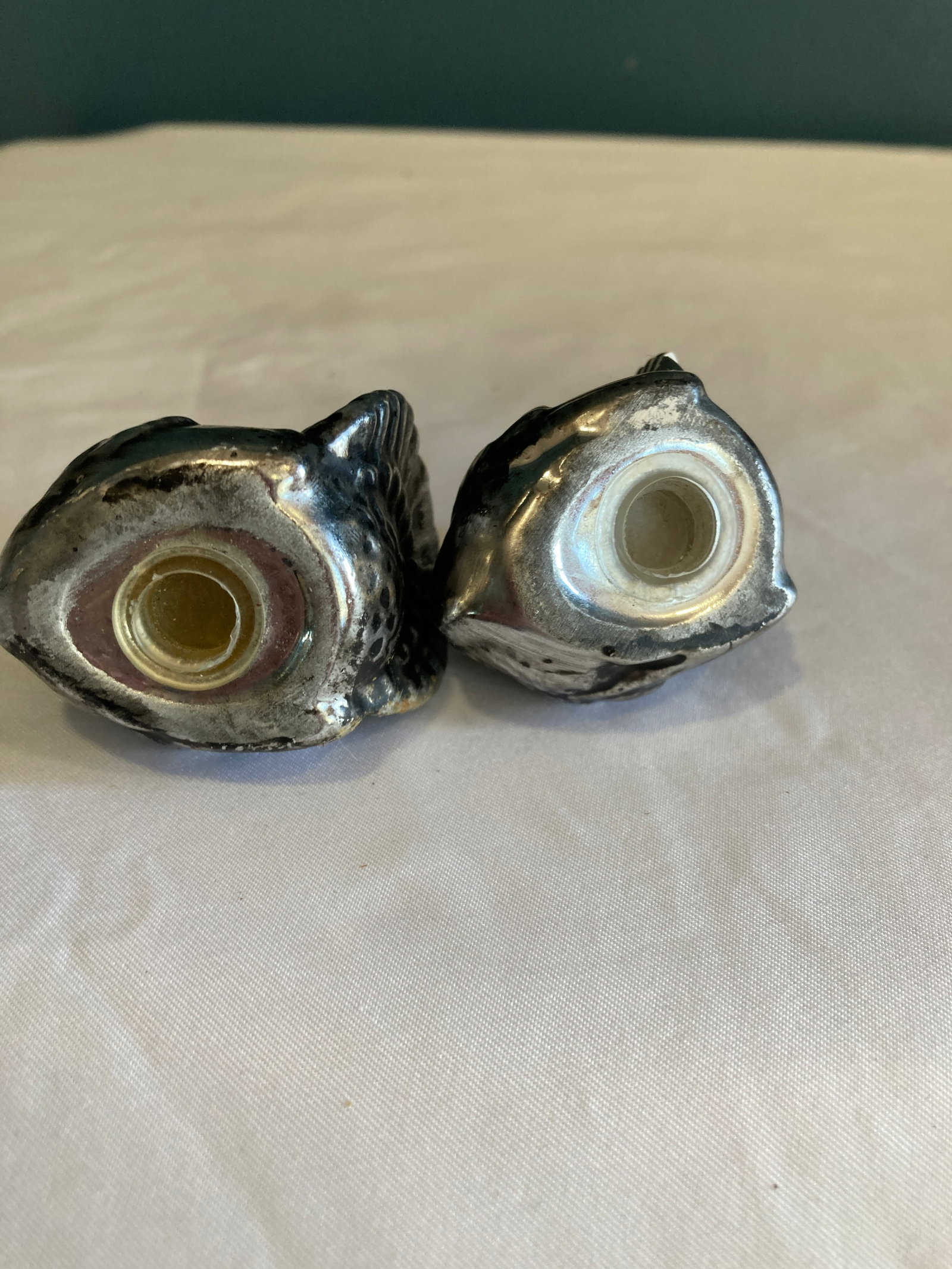 Vintage Ceramic Turkey Salt & Pepper Shakers With Metallic Silver Finish - 9