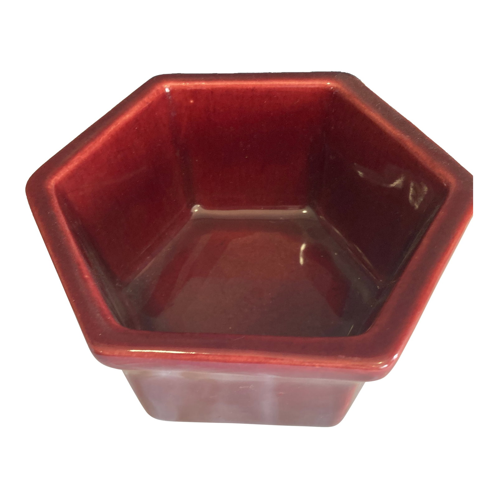 Mid-Century Haeger Pottery Pentagon Bowl in Deep Red Glaze: This architecturally inspired vintage Haeger pottery bowl exemplifies the geometric sensibility of Mid Century Modern design. Among exceptional vintage finds for collectors of American art pottery,