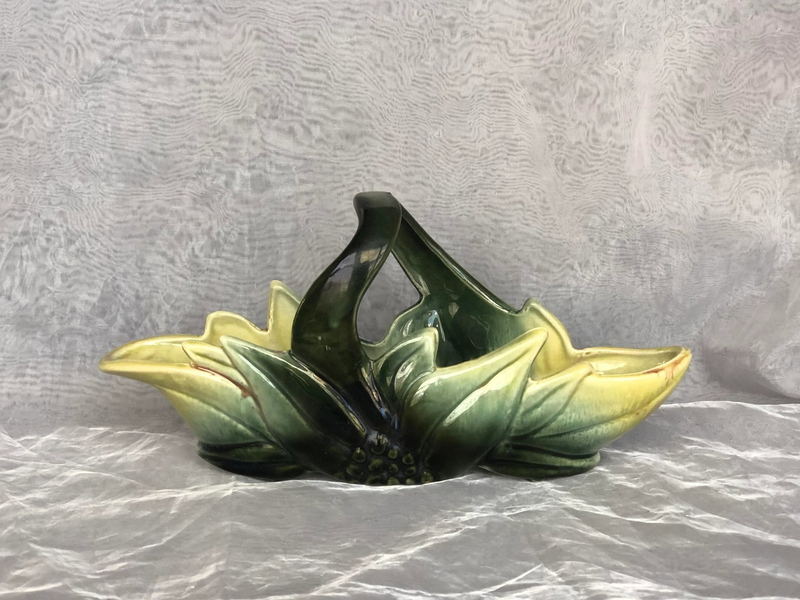 1950s Hull Pottery Basket Indoor Planter - 13