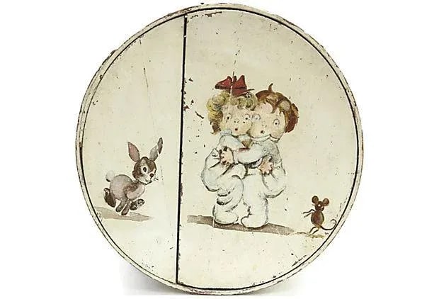 1930s Hand-Painted Child's Keepsake Box - 2