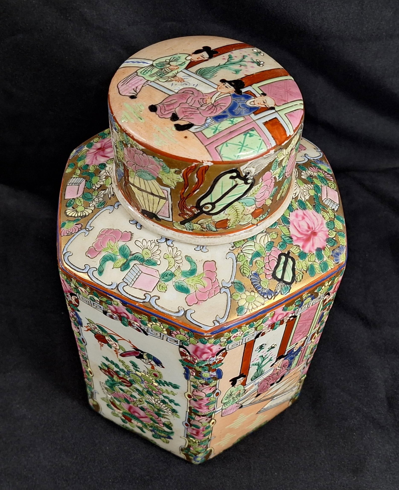 Antique Chinese Export Porcelain Hexagonal Lidded Ginger Jar - Famille Rose - 3