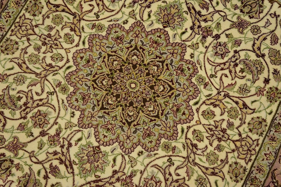 1940s Tan Sand Medallion Floral Antique Persian Isfahan Rug 3' 5'' X5' 3'' Handknotted Wool Carpet - 3