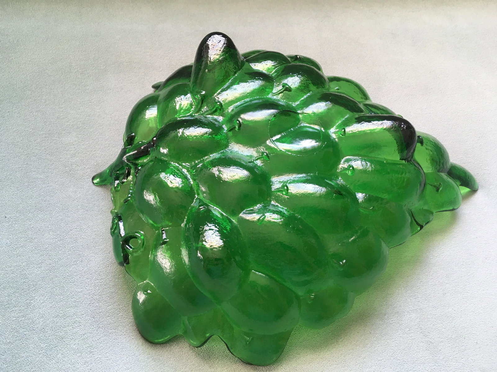 1960's Green Grape Glass Footed Bowl - 3
