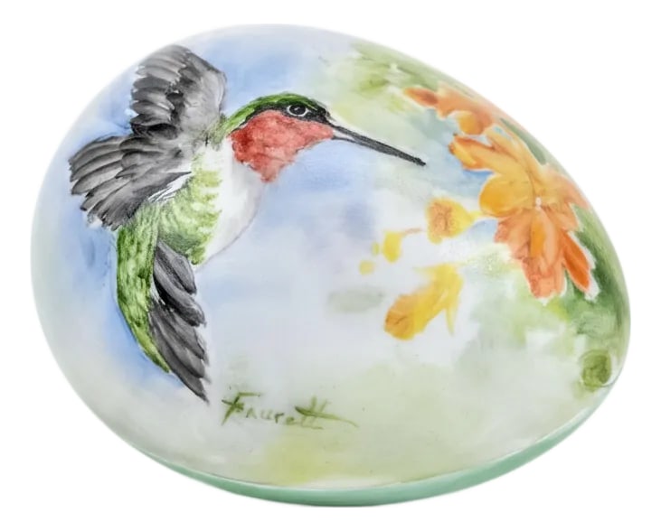 Gerold Porzellan Bavaria Egg Trinket Box - Hand-Painted, Signed Faucett, Mid-Century: Hand-painted Gerold Porzellan Bavaria porcelain egg-shaped trinket box made in Western Germany, signed "Faucett." The exterior features a ruby-throated hummingbird in flight with soft florals against 