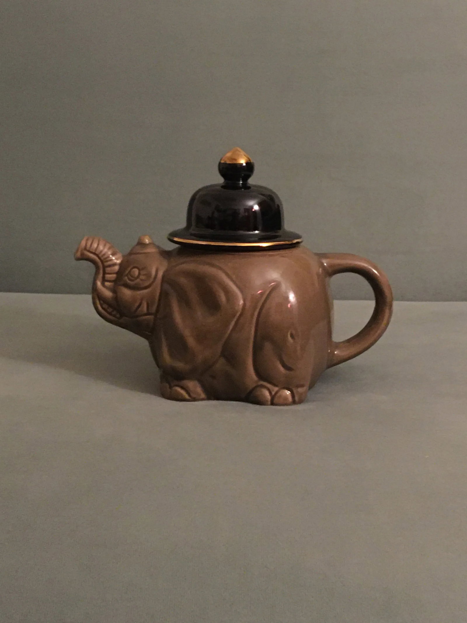 1960s Grey & Black Ceramic Elephant Teapot - 5