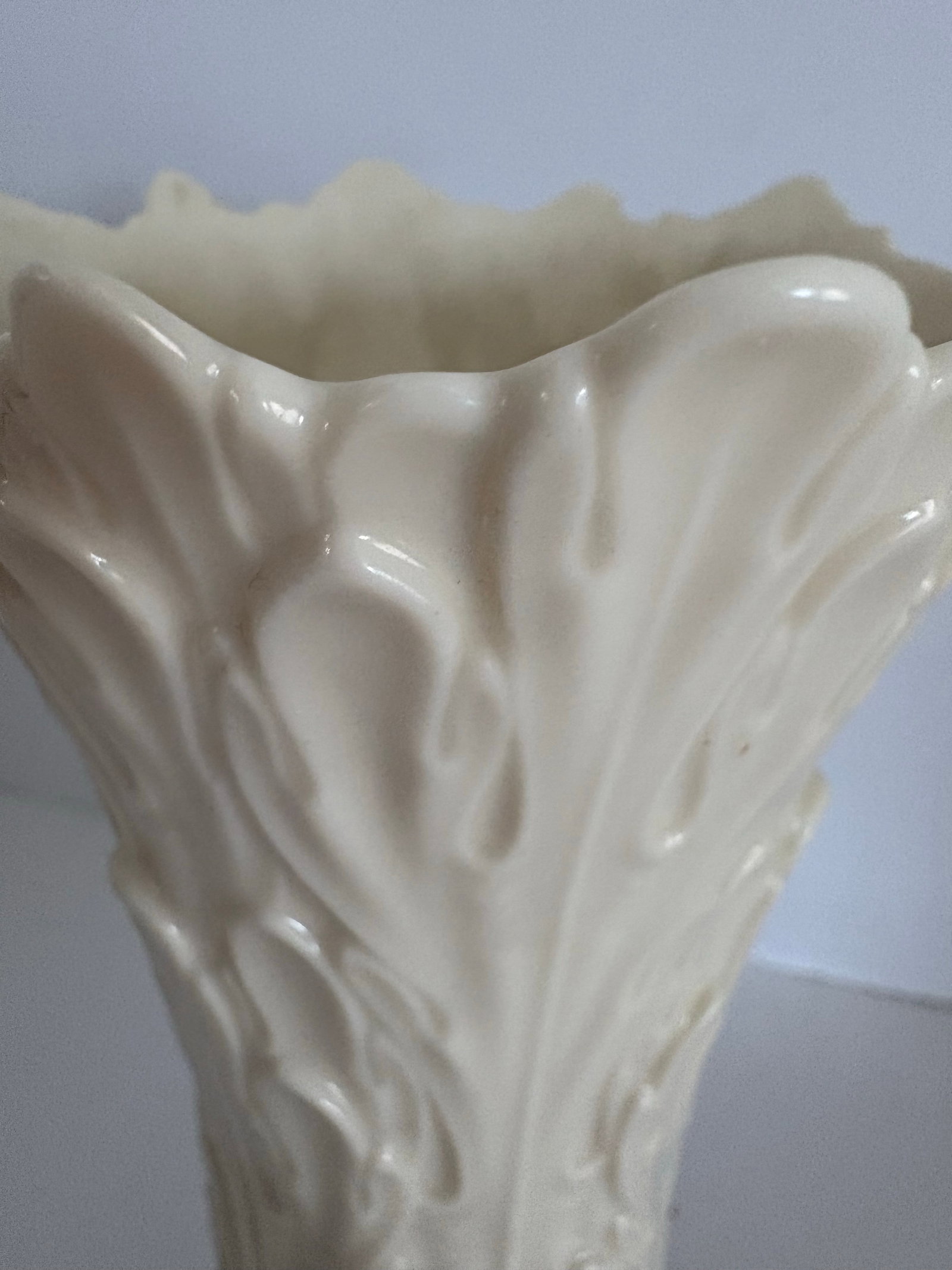 Vintage Lenox Ivory Porcelain Vase With Sculpted Foliate Relief, Usa Neoclassical Decor - 4