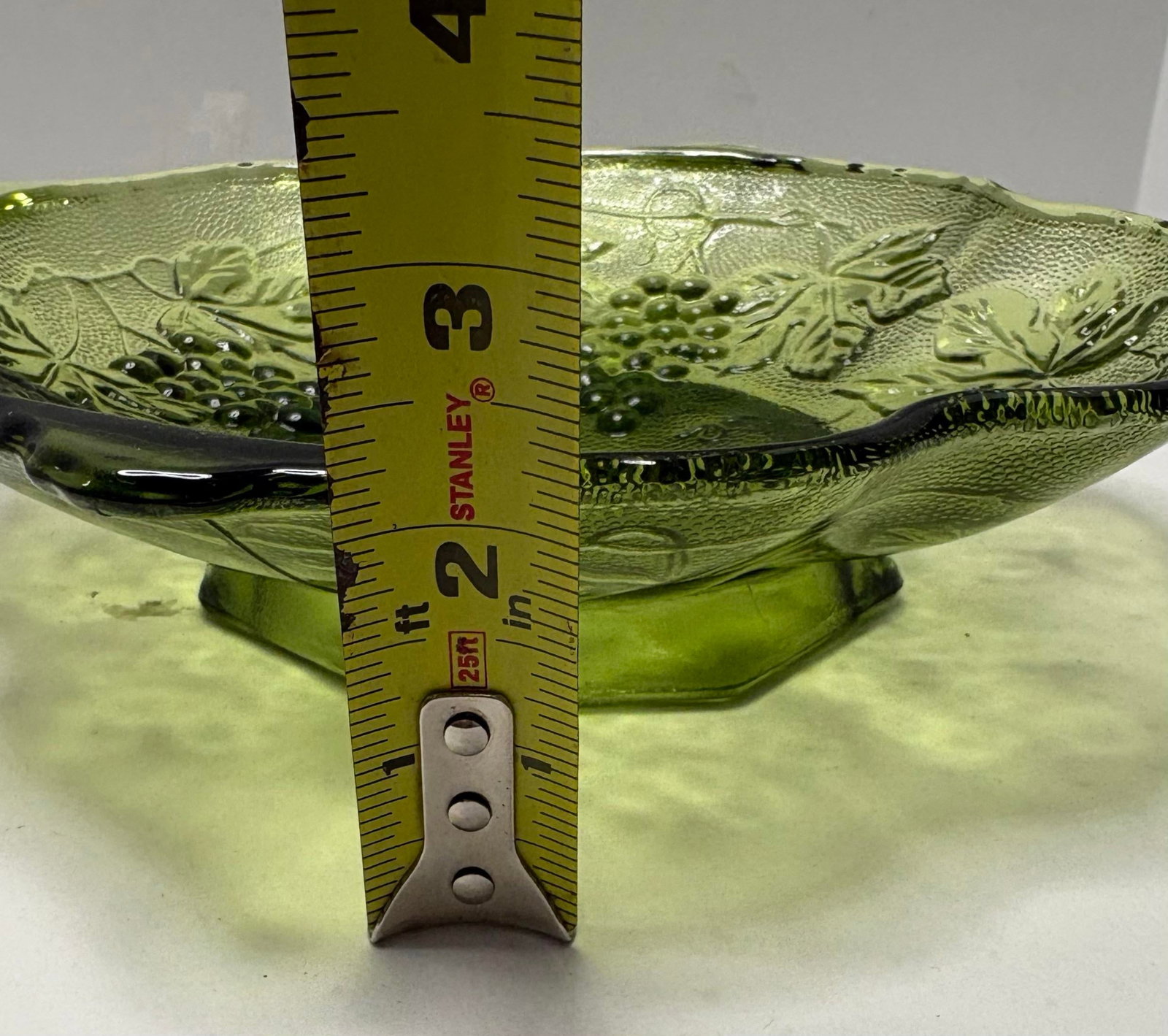 Vintage Indiana Glass Green Grape Pedestal Bowl, Mid-Century Pressed Glass - 7