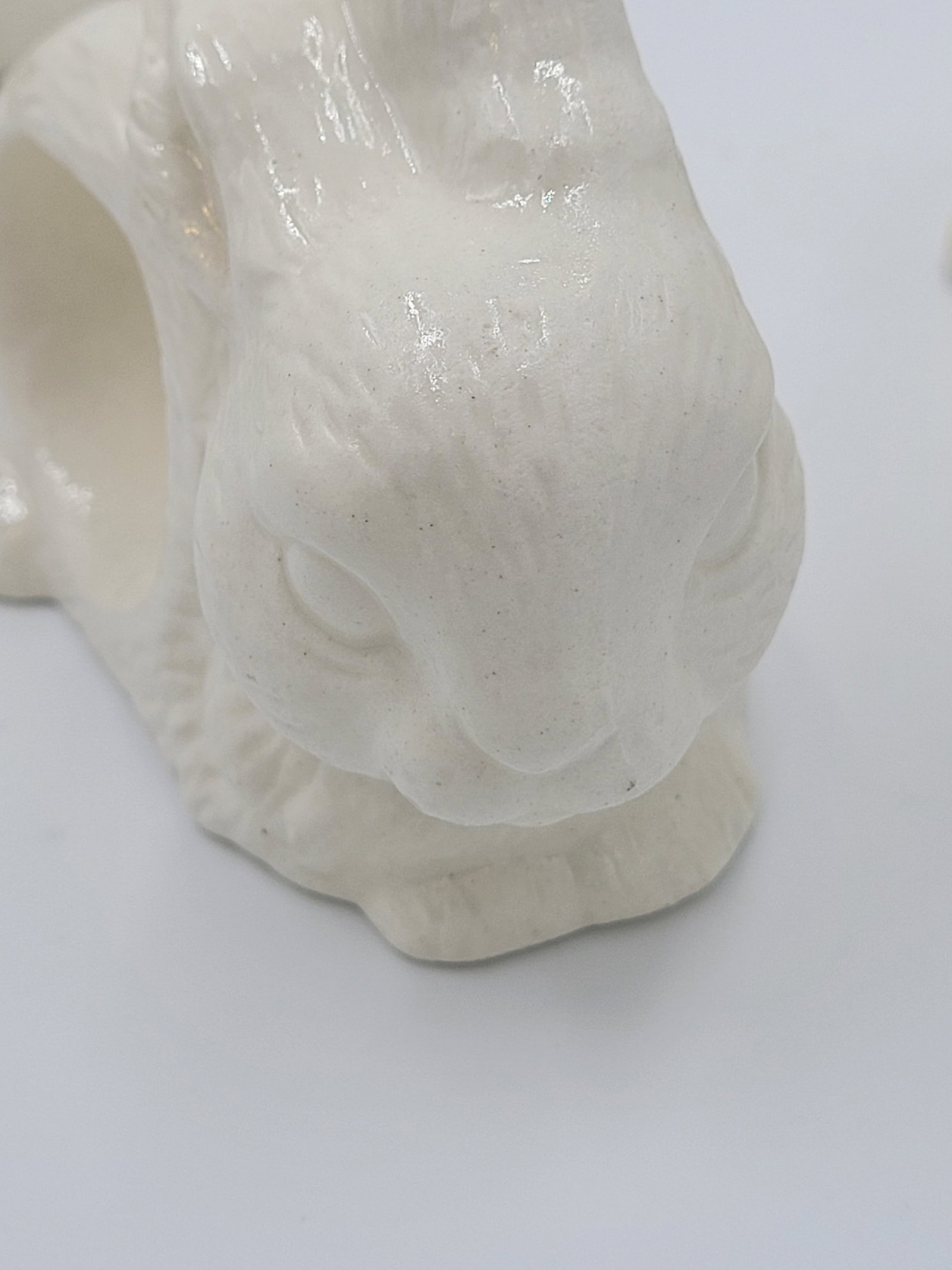 1990s Farmhouse Glazed White Ceramic Bunny Napkin Rings-Set of 4 - 7