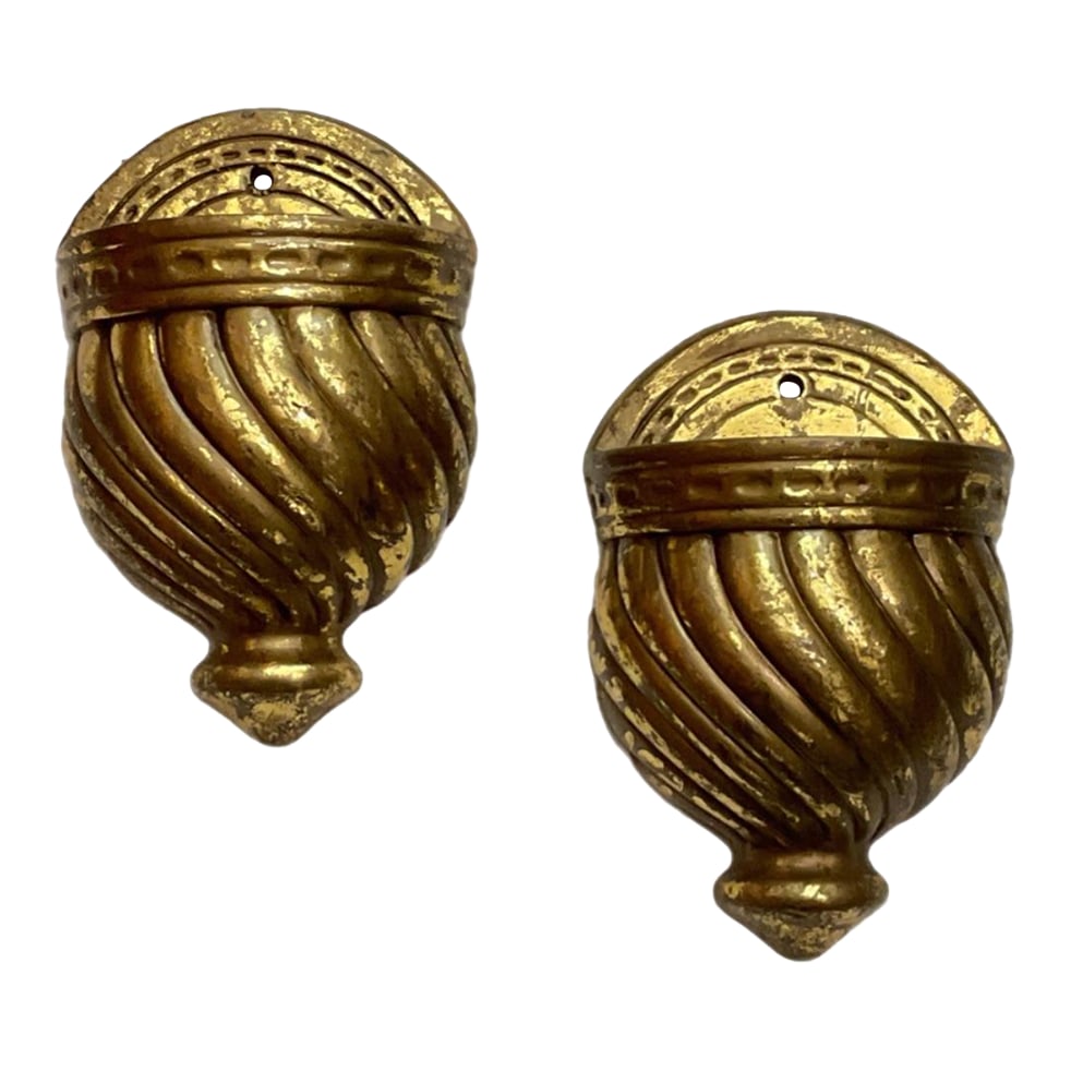 Two Gold Wall Pockets - Opulent Gilded Decor: Two Gold Wall Pockets - Opulent Gilded Decor Add glamour to your walls with these wall pockets with a mottled gold finish and swirling design. Perfect for Hollywood Regency, Classical, Neoclassical de