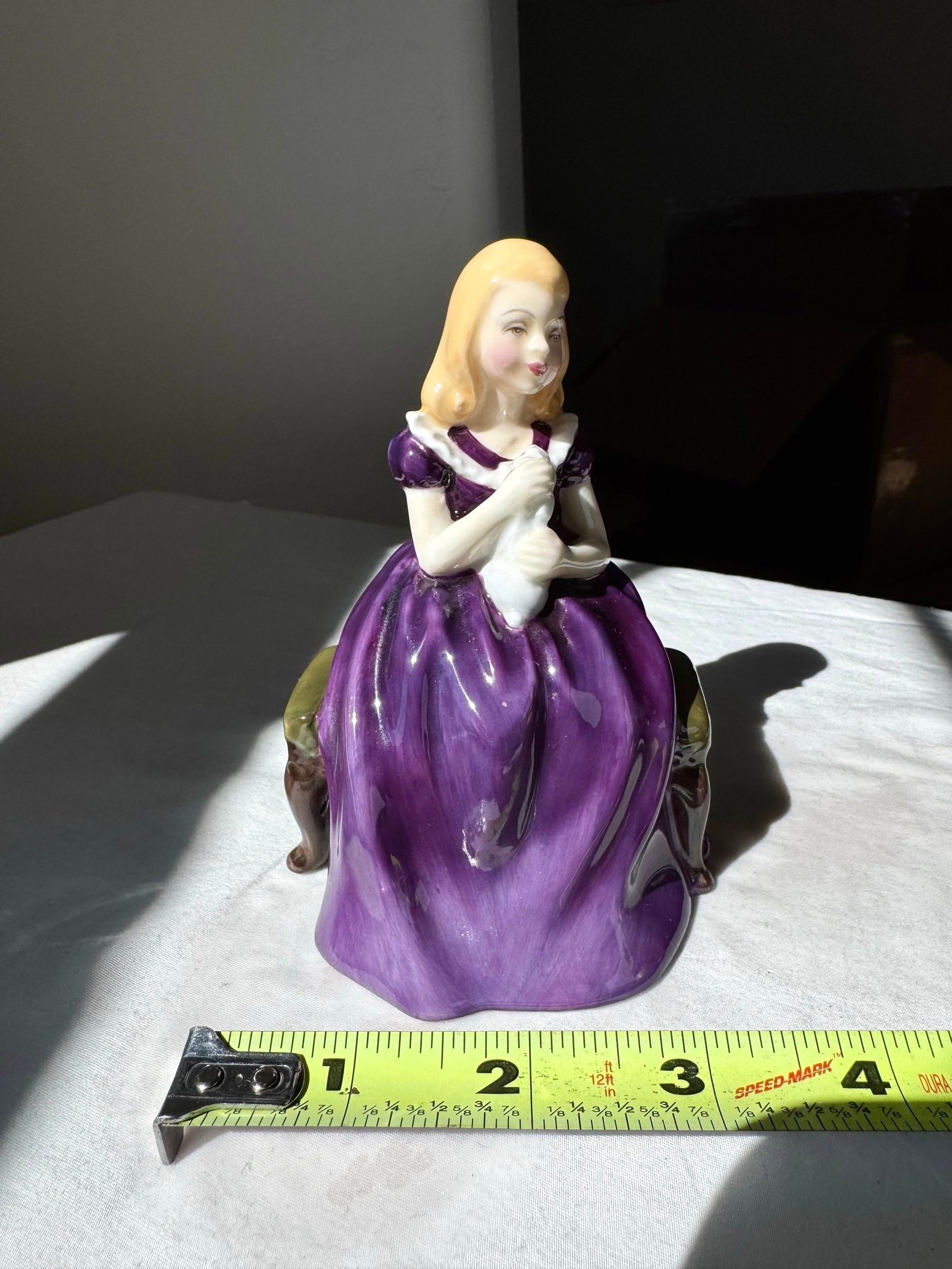 Mid 20th Century Royal Doulton Figurine ~ "Affection" ~ Hn 2236 - 10