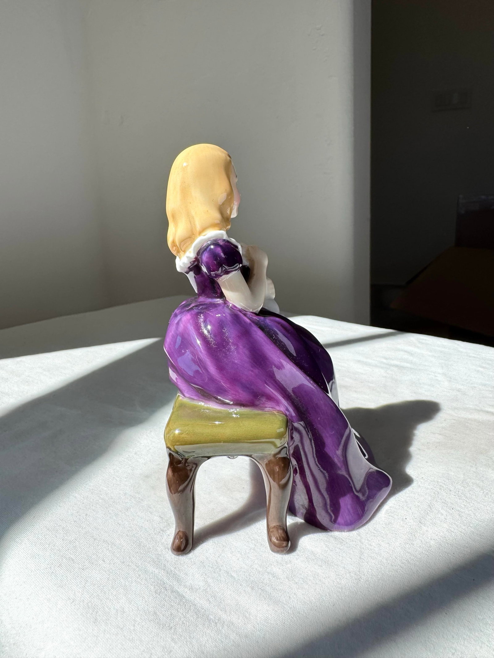 Mid 20th Century Royal Doulton Figurine ~ "Affection" ~ Hn 2236 - 6