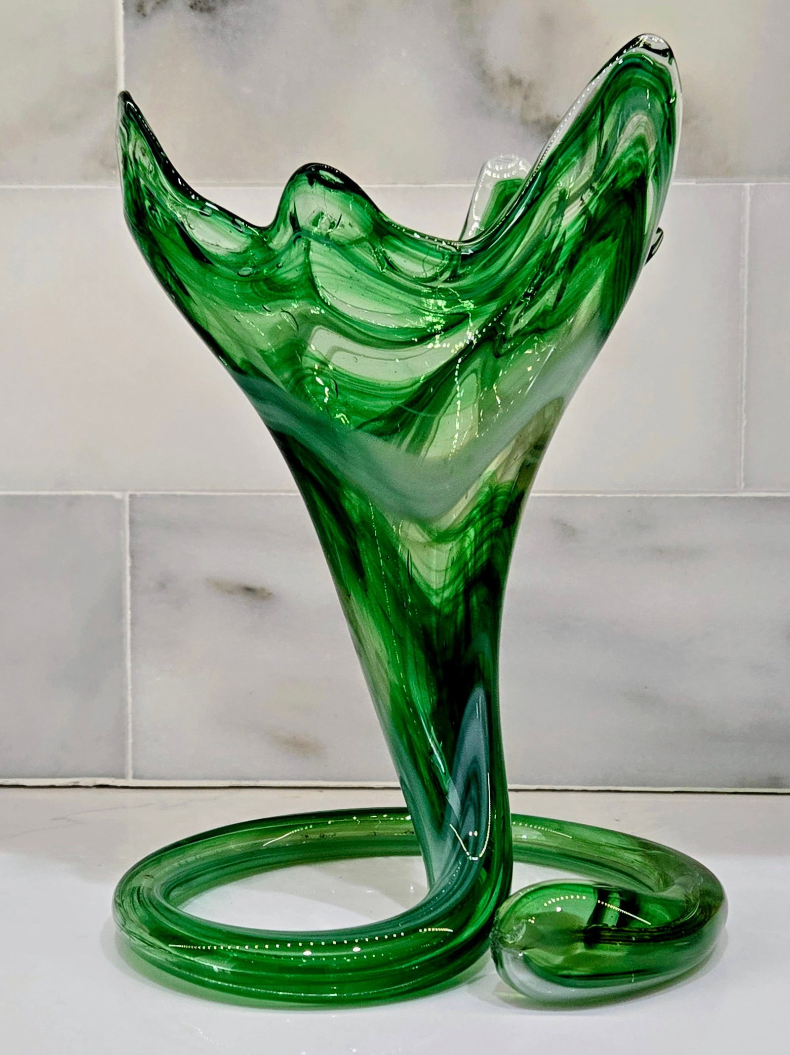 Mid-Century Modern Emerald Swirl Murano Style Handkerchief Vase - 2