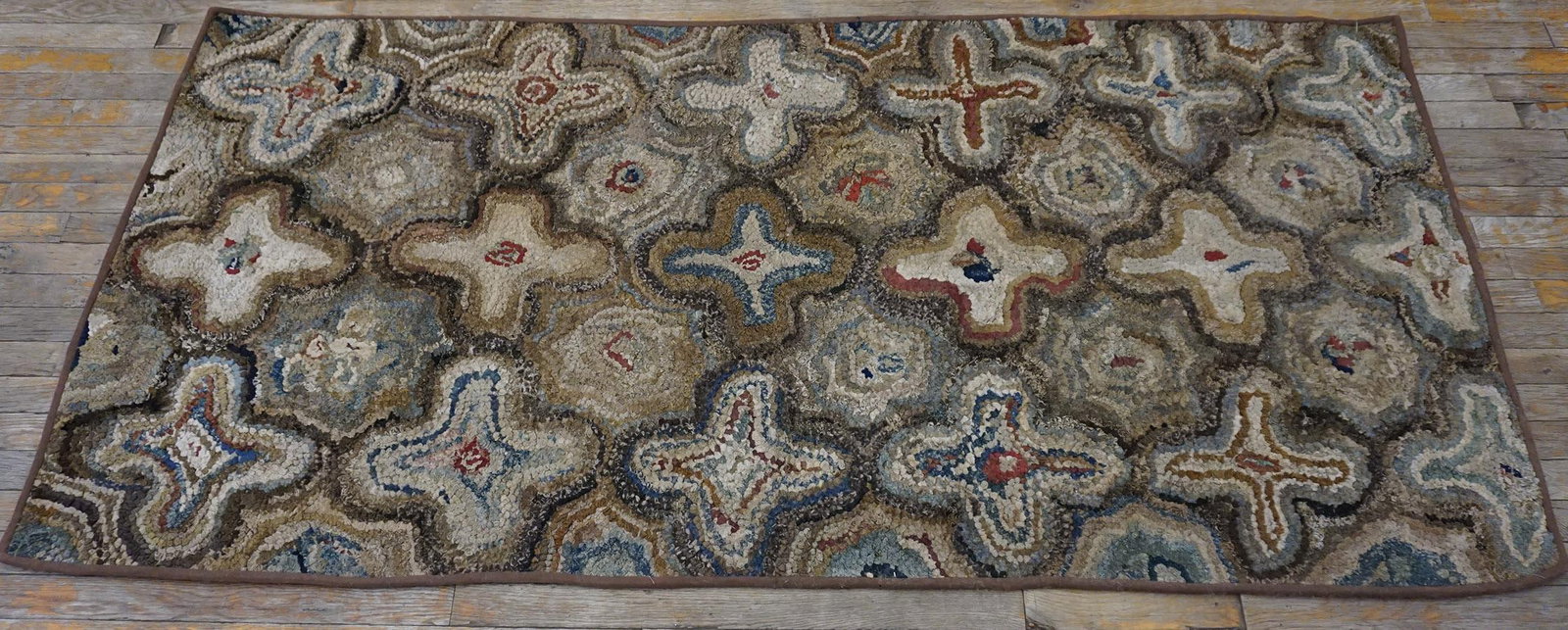 1930s Gray Cross Folk Art Antique American Hooked Rug 3'4" X 6'11" Handknotted Wool Carpet - 4